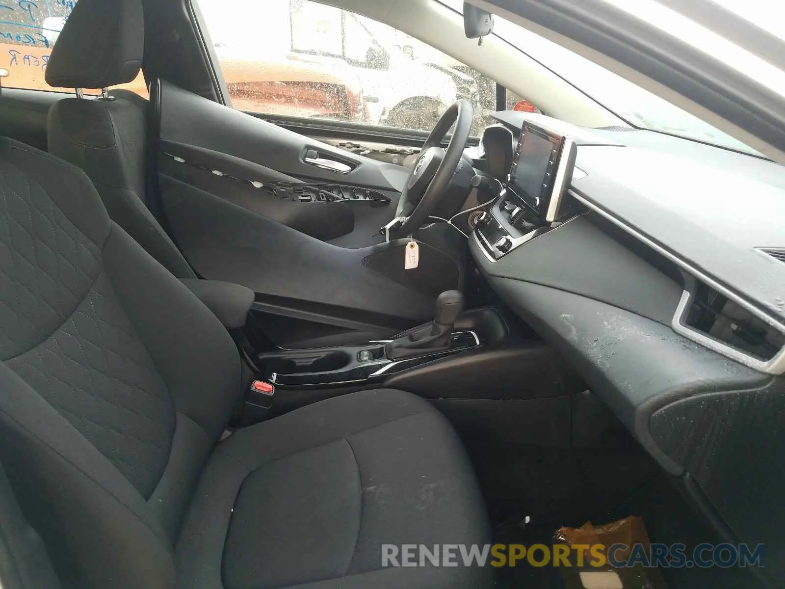 5 Photograph of a damaged car JTDEPRAE6LJ058595 TOYOTA COROLLA 2020