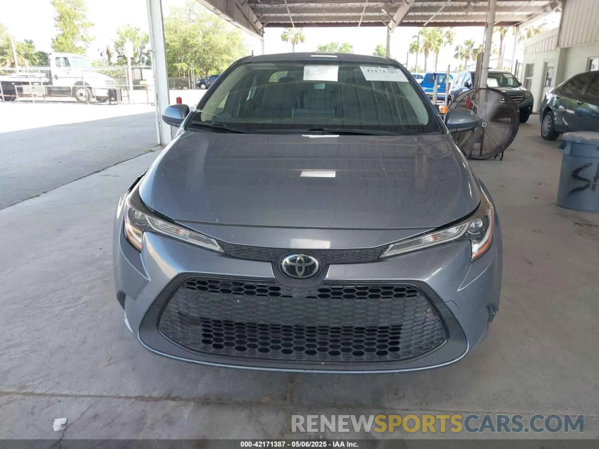 12 Photograph of a damaged car JTDEPRAE6LJ065241 TOYOTA COROLLA 2020