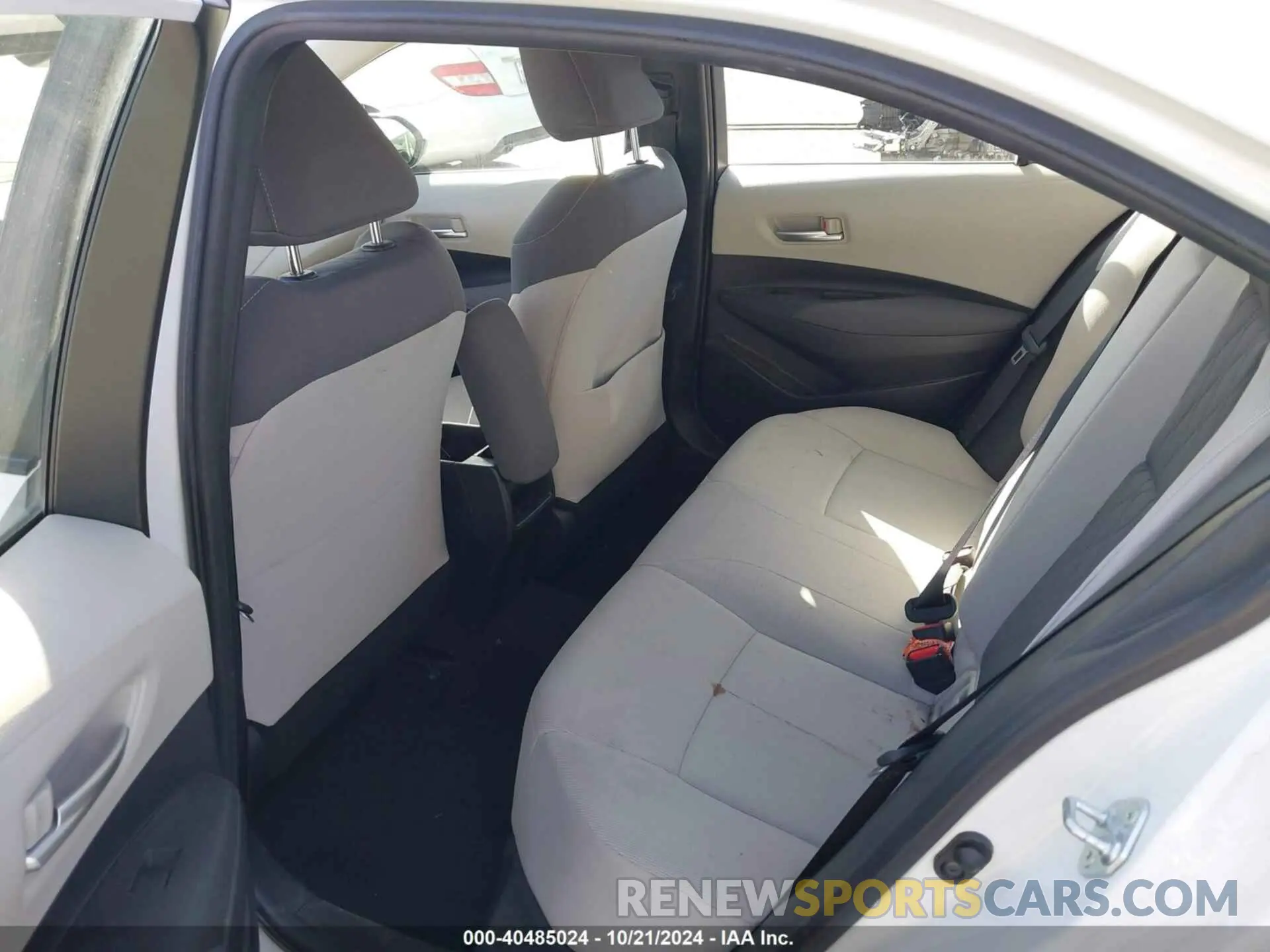 8 Photograph of a damaged car JTDEPRAE6LJ069399 TOYOTA COROLLA 2020