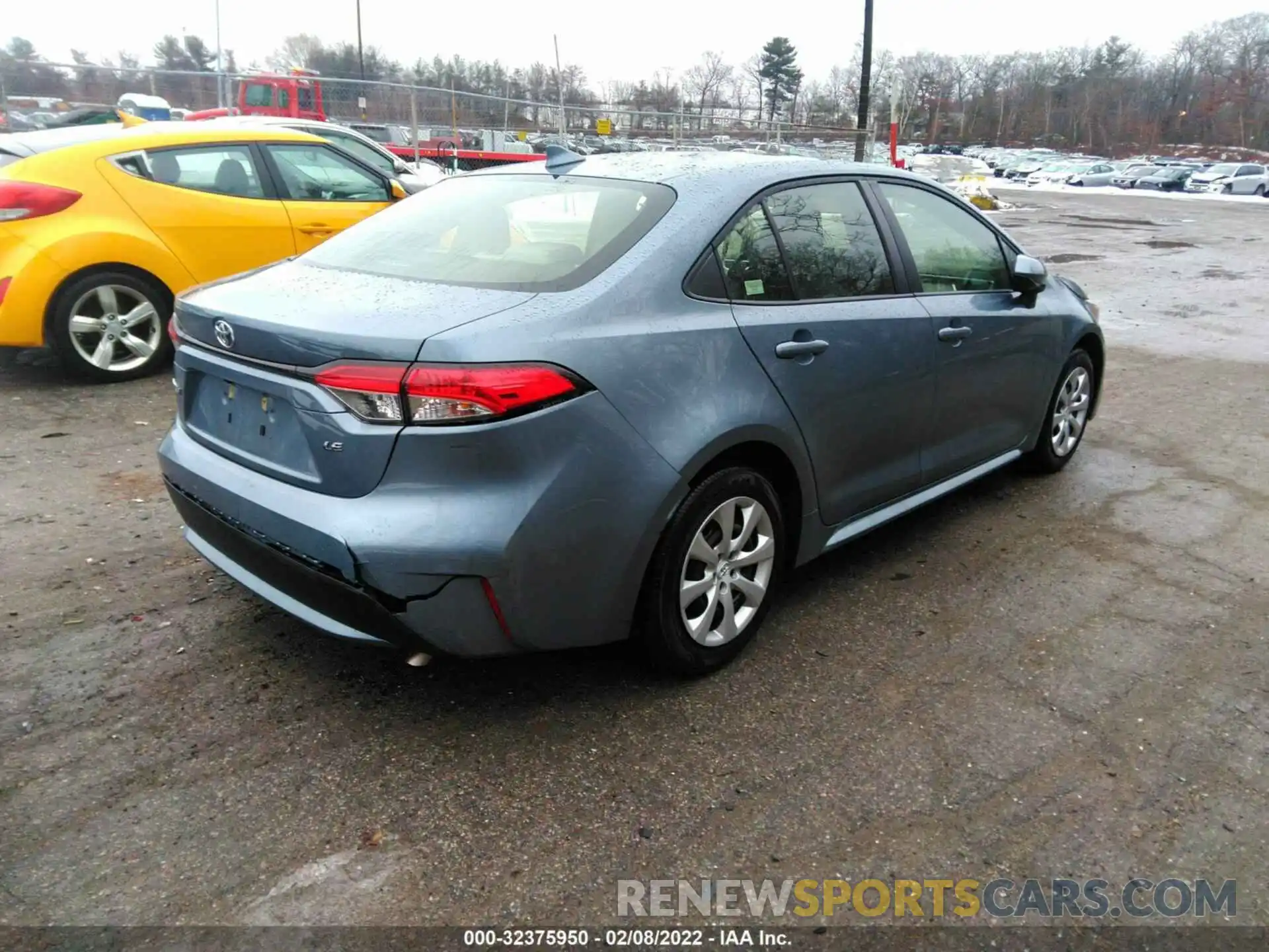 4 Photograph of a damaged car JTDEPRAE6LJ070892 TOYOTA COROLLA 2020