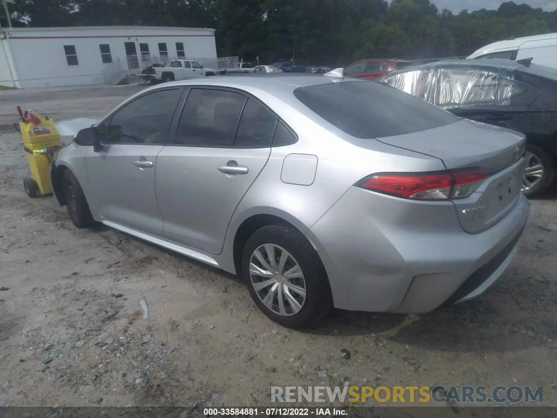 3 Photograph of a damaged car JTDEPRAE6LJ074277 TOYOTA COROLLA 2020