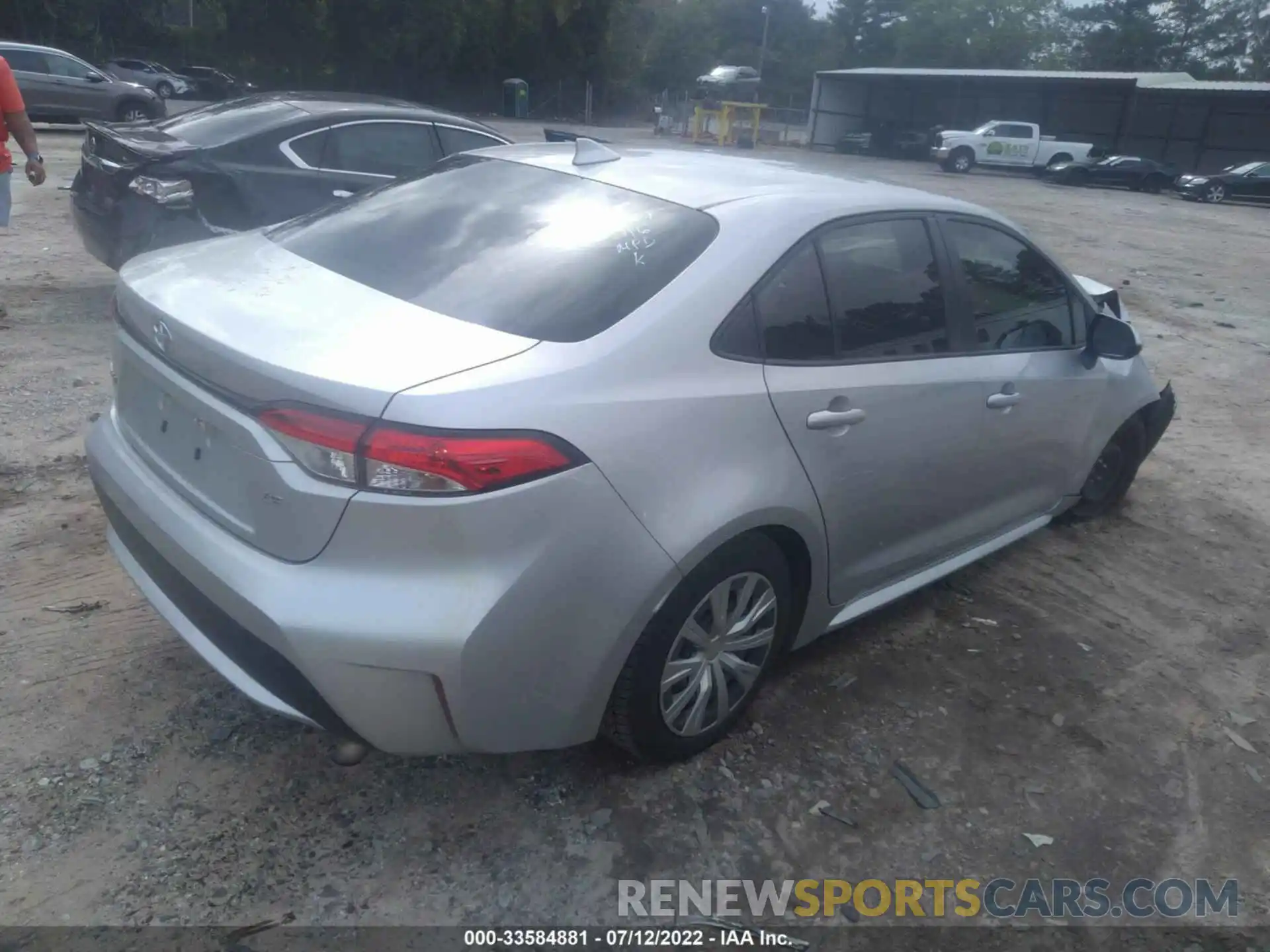 4 Photograph of a damaged car JTDEPRAE6LJ074277 TOYOTA COROLLA 2020