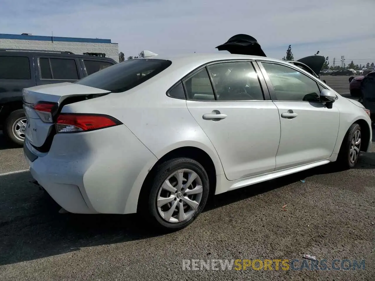 3 Photograph of a damaged car JTDEPRAE6LJ078247 TOYOTA COROLLA 2020