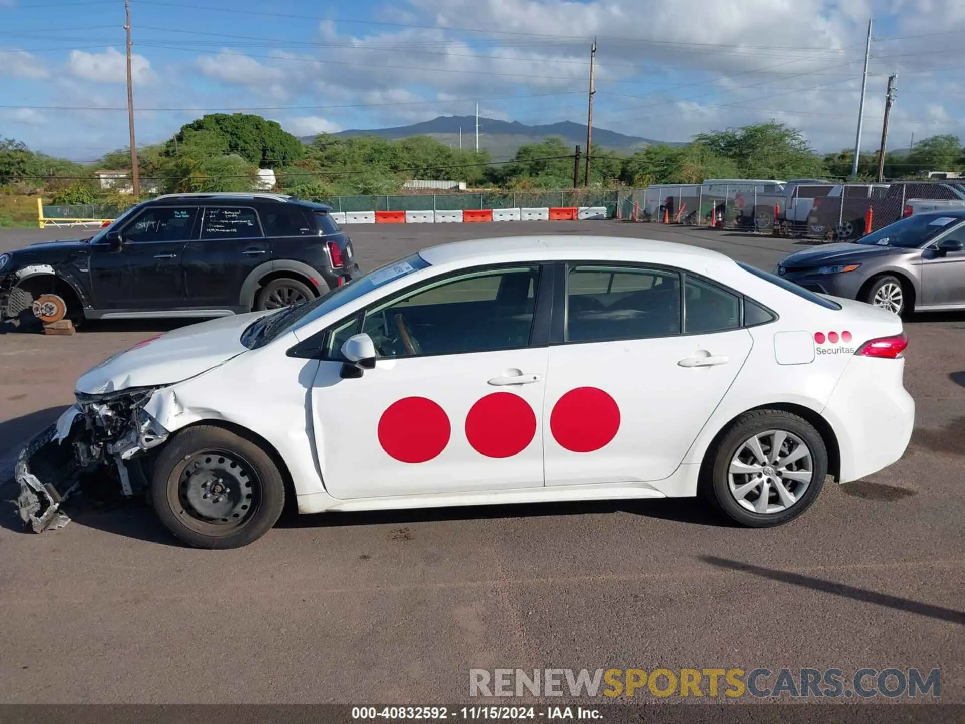 15 Photograph of a damaged car JTDEPRAE6LJ082413 TOYOTA COROLLA 2020