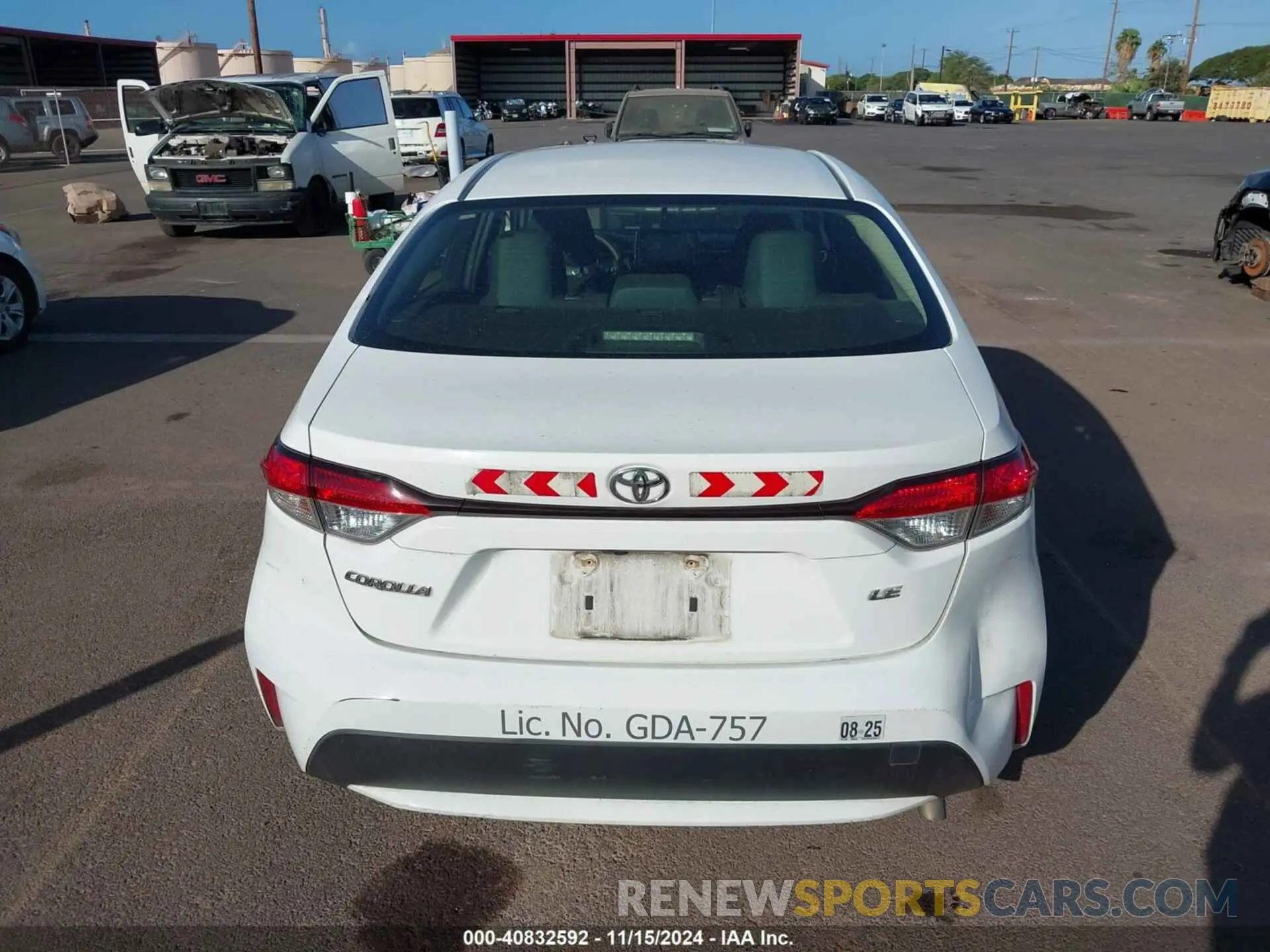 17 Photograph of a damaged car JTDEPRAE6LJ082413 TOYOTA COROLLA 2020
