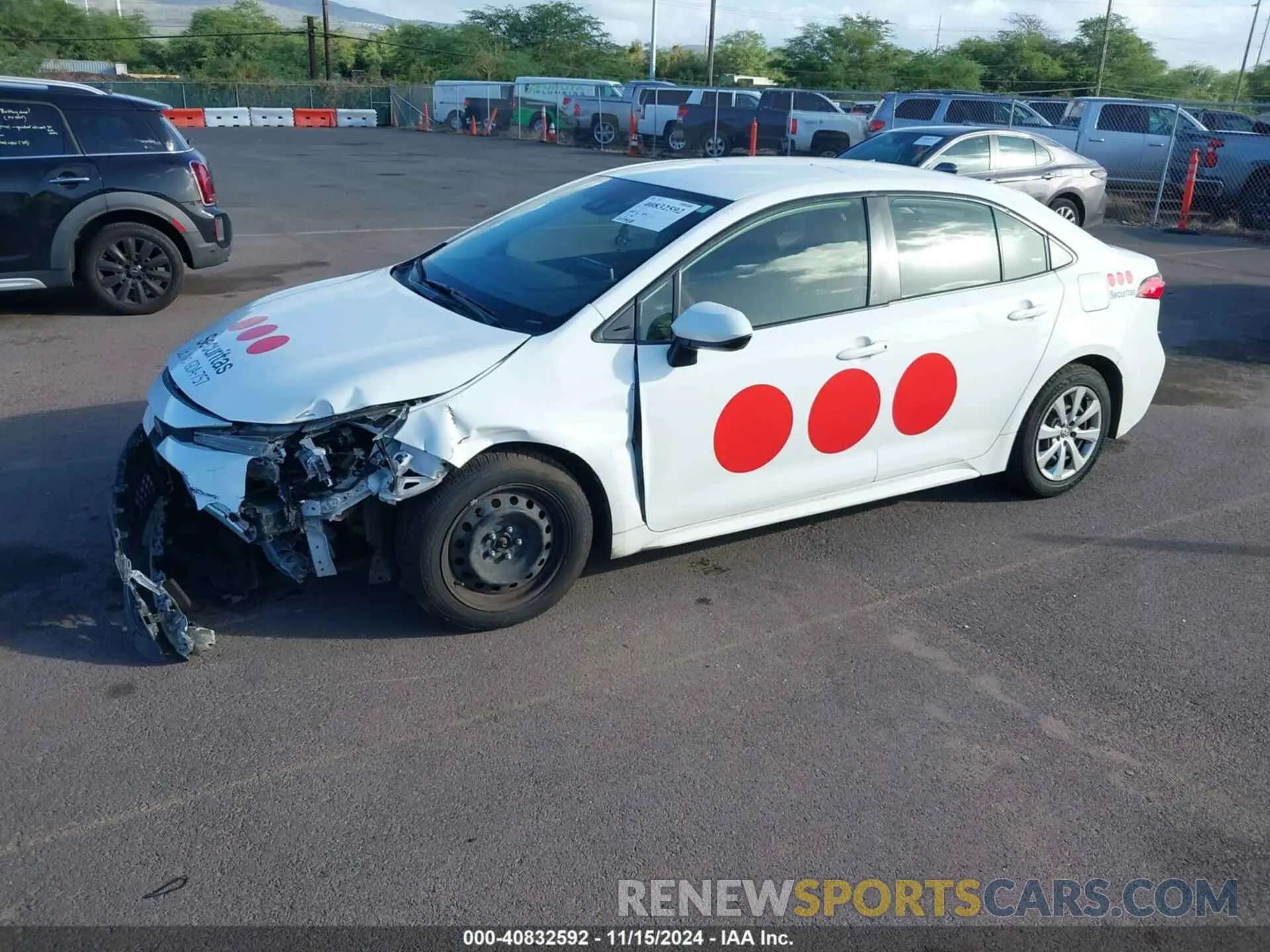 2 Photograph of a damaged car JTDEPRAE6LJ082413 TOYOTA COROLLA 2020