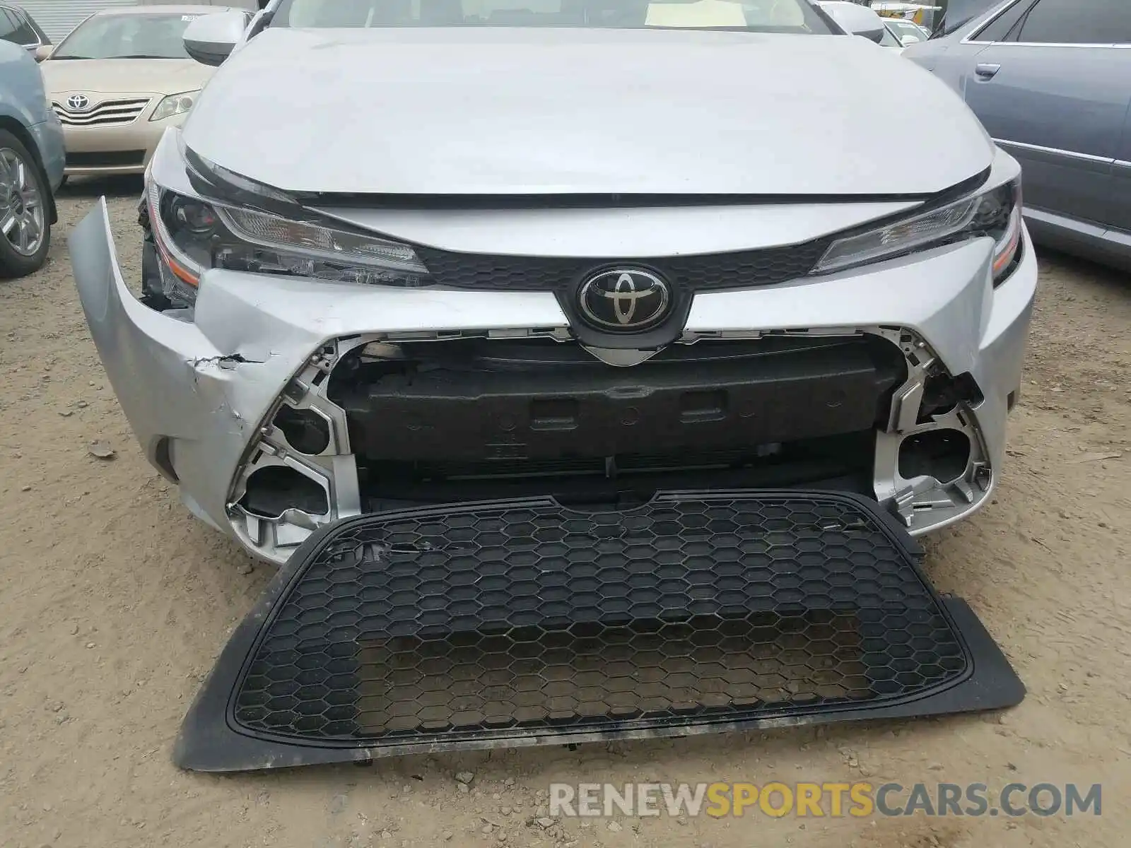 9 Photograph of a damaged car JTDEPRAE6LJ083190 TOYOTA COROLLA 2020