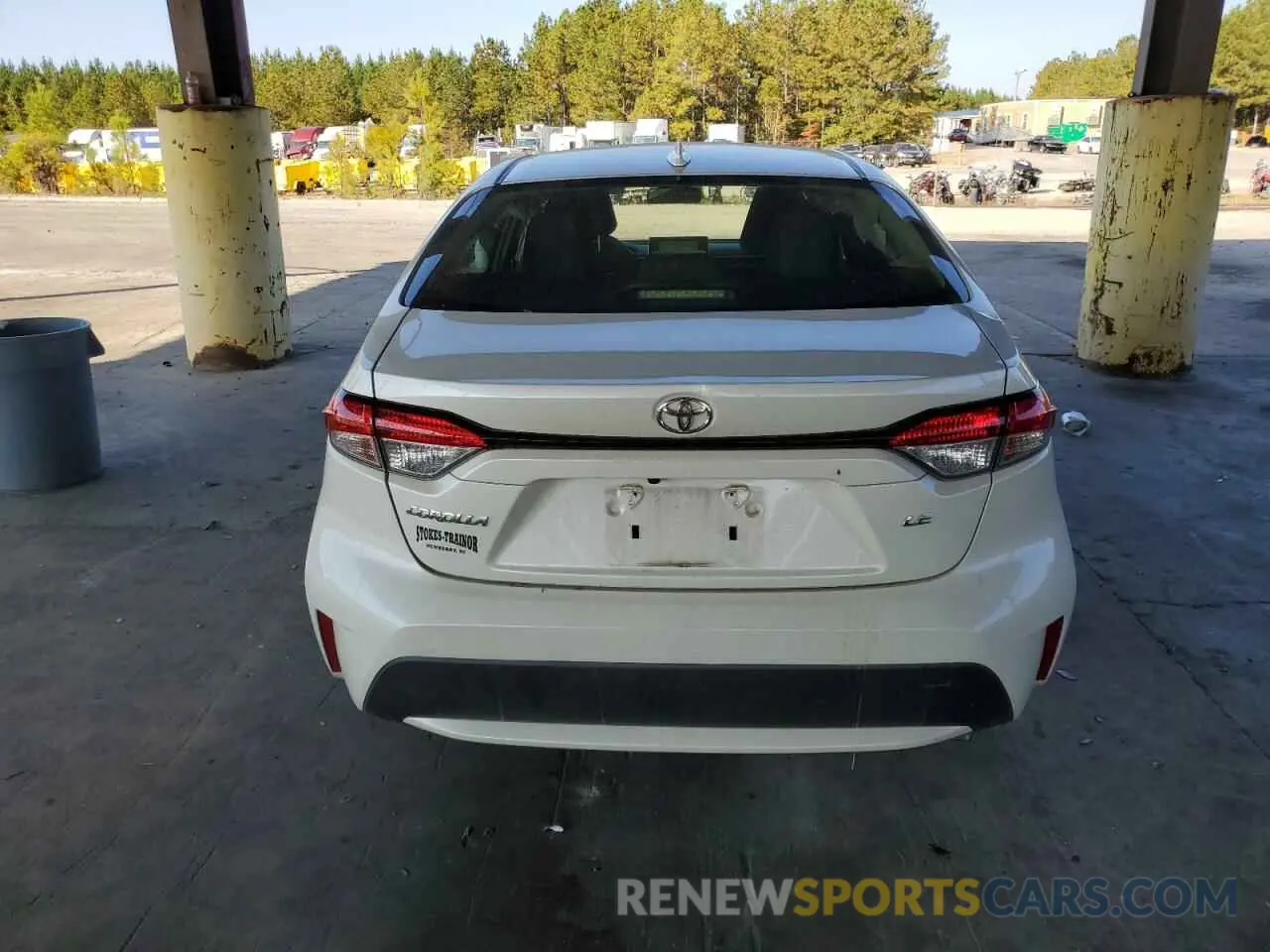 6 Photograph of a damaged car JTDEPRAE6LJ084193 TOYOTA COROLLA 2020