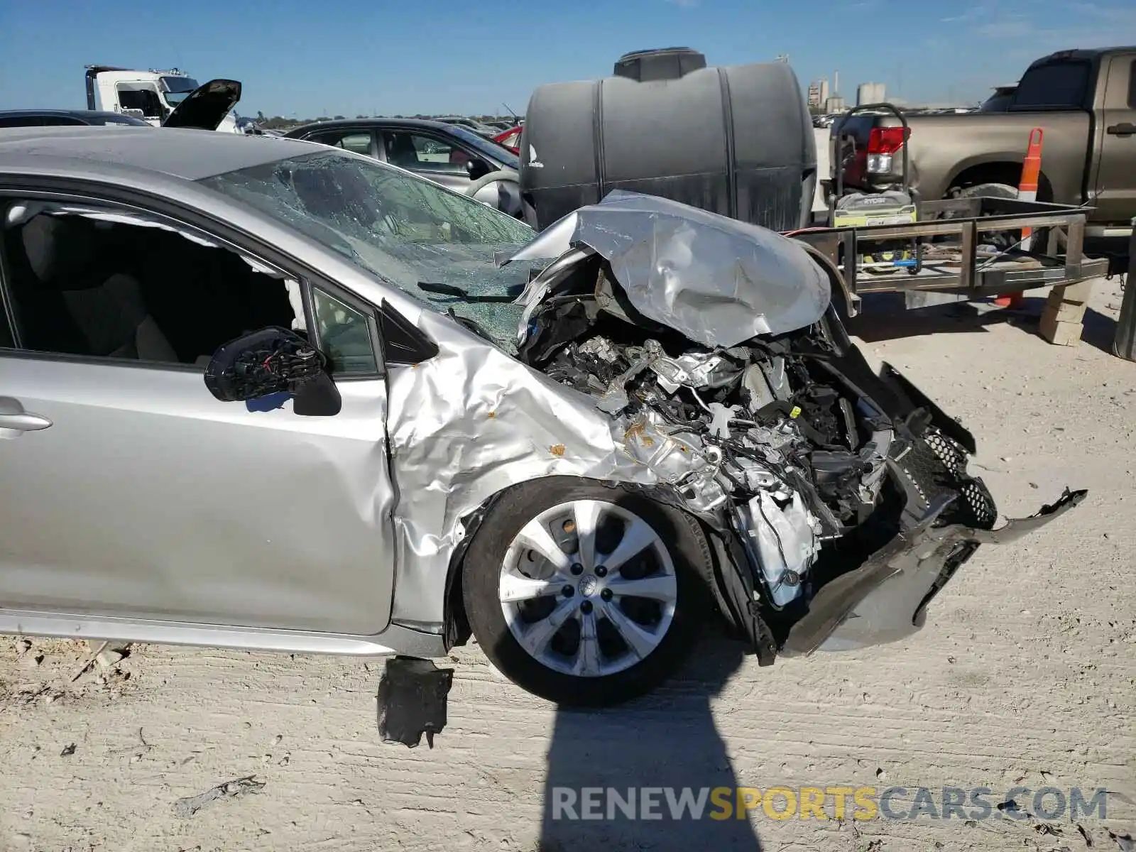 9 Photograph of a damaged car JTDEPRAE6LJ084890 TOYOTA COROLLA 2020