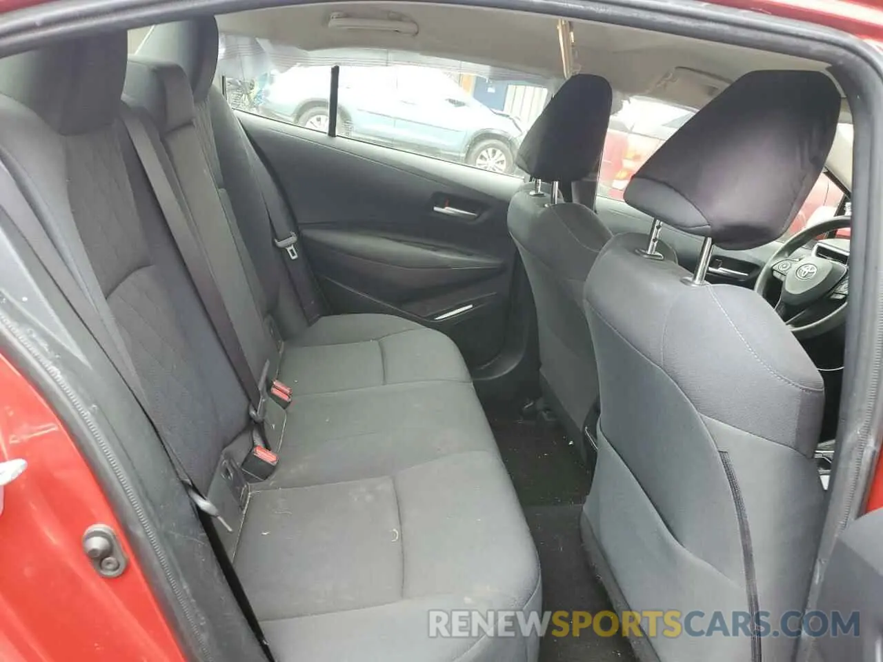 10 Photograph of a damaged car JTDEPRAE6LJ089331 TOYOTA COROLLA 2020