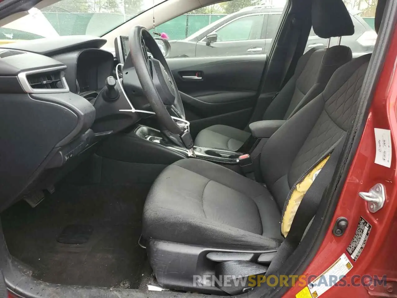 7 Photograph of a damaged car JTDEPRAE6LJ089331 TOYOTA COROLLA 2020