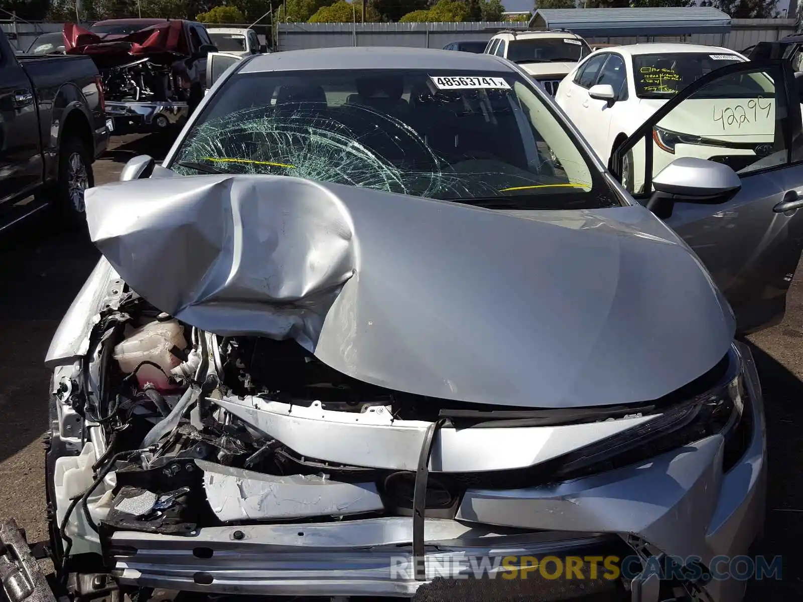 9 Photograph of a damaged car JTDEPRAE6LJ093895 TOYOTA COROLLA 2020