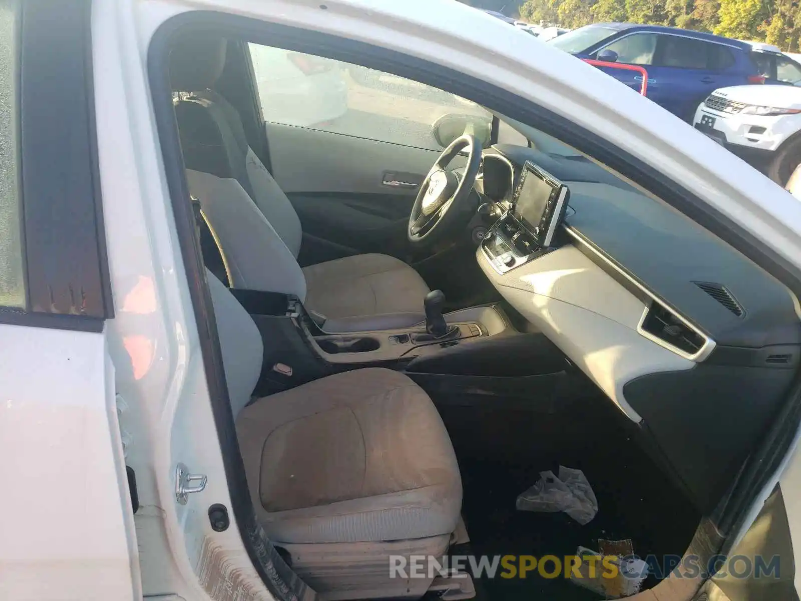 5 Photograph of a damaged car JTDEPRAE6LJ097204 TOYOTA COROLLA 2020