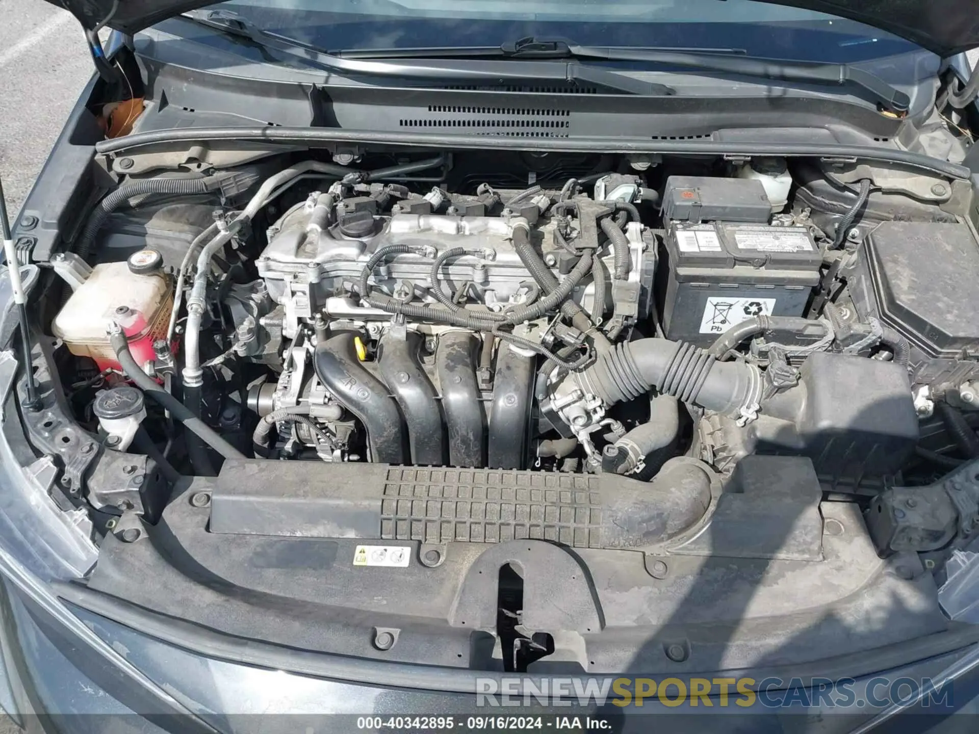 10 Photograph of a damaged car JTDEPRAE6LJ102577 TOYOTA COROLLA 2020