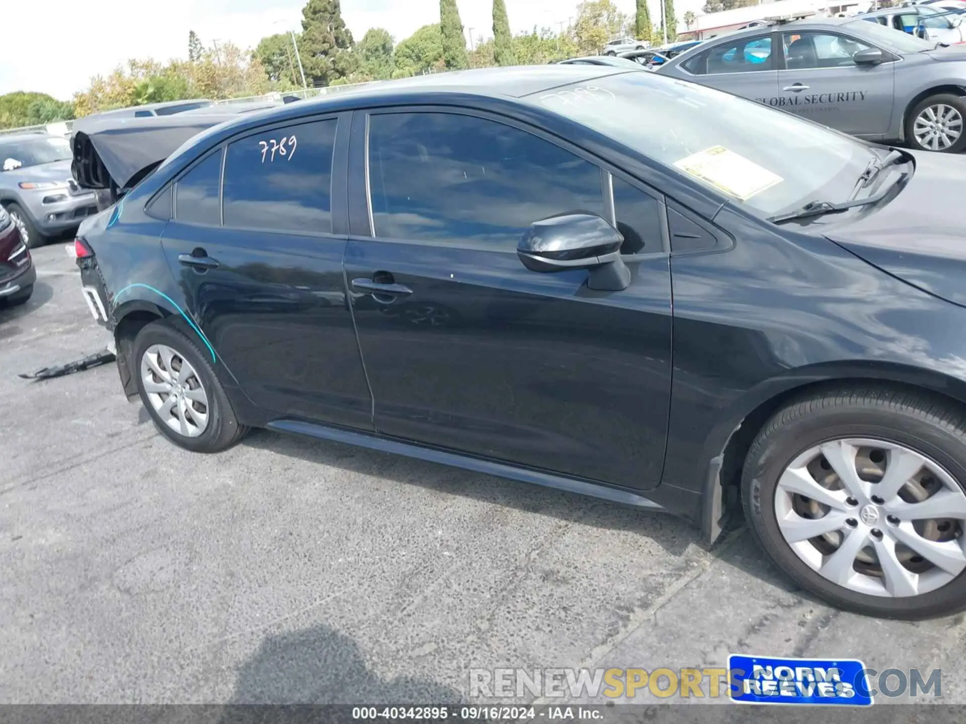 13 Photograph of a damaged car JTDEPRAE6LJ102577 TOYOTA COROLLA 2020