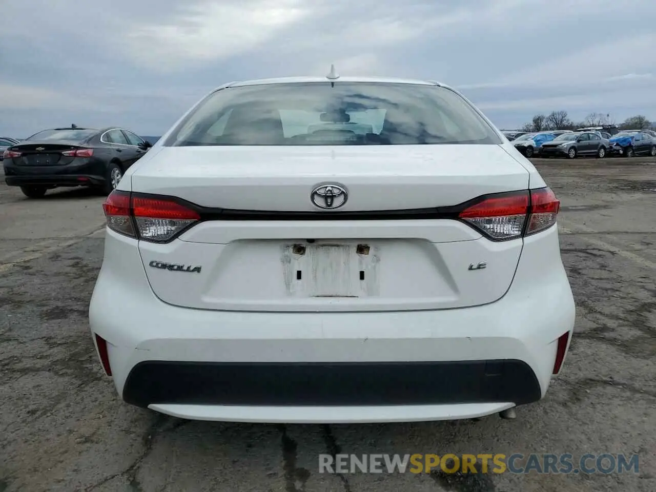 6 Photograph of a damaged car JTDEPRAE6LJ102773 TOYOTA COROLLA 2020