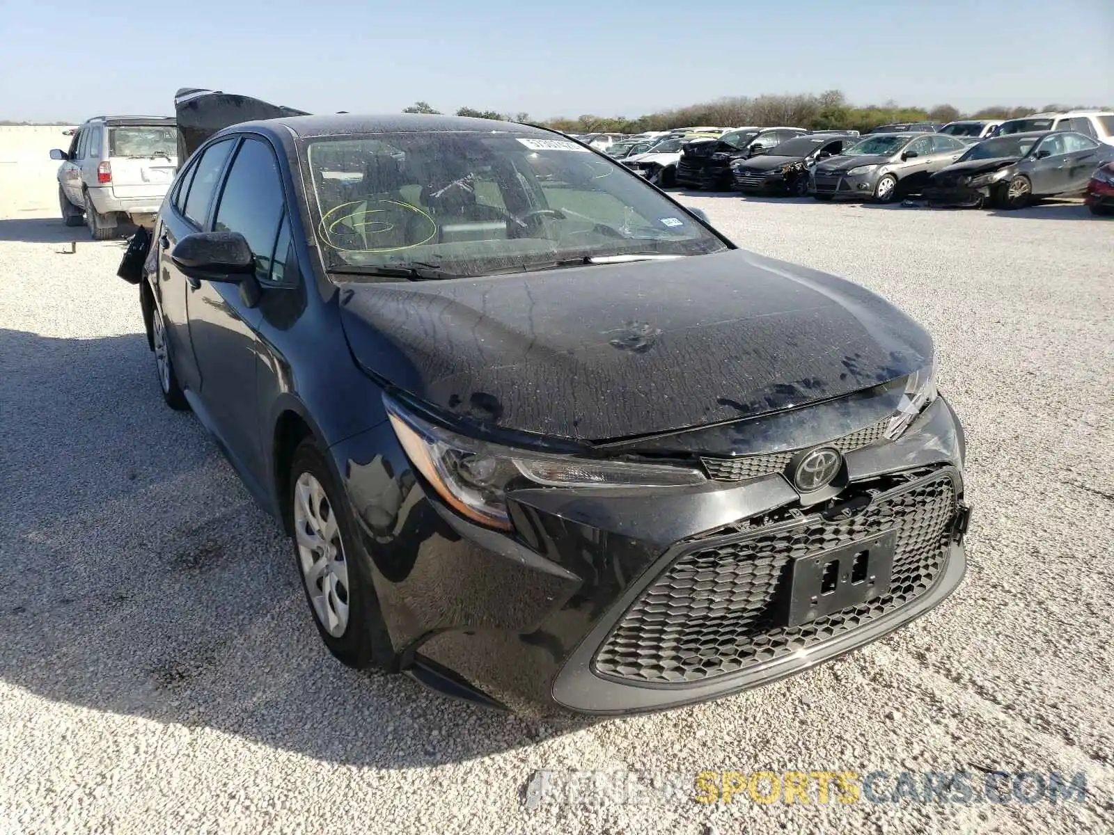 1 Photograph of a damaged car JTDEPRAE6LJ106936 TOYOTA COROLLA 2020