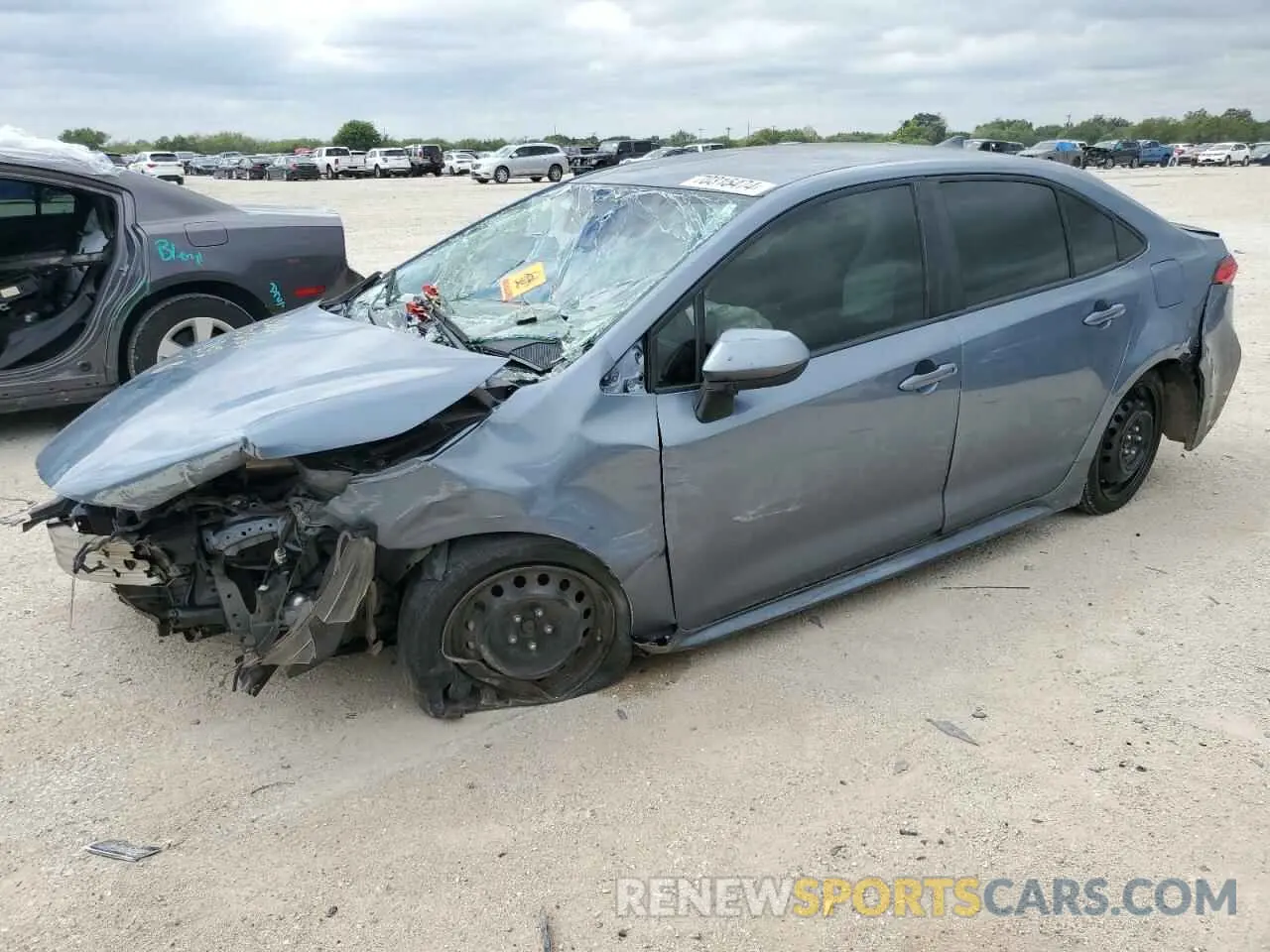 1 Photograph of a damaged car JTDEPRAE6LJ108492 TOYOTA COROLLA 2020