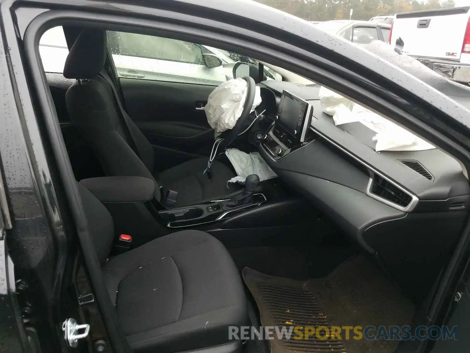 5 Photograph of a damaged car JTDEPRAE7LJ000463 TOYOTA COROLLA 2020