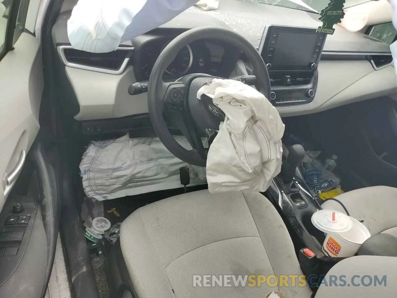 8 Photograph of a damaged car JTDEPRAE7LJ000995 TOYOTA COROLLA 2020