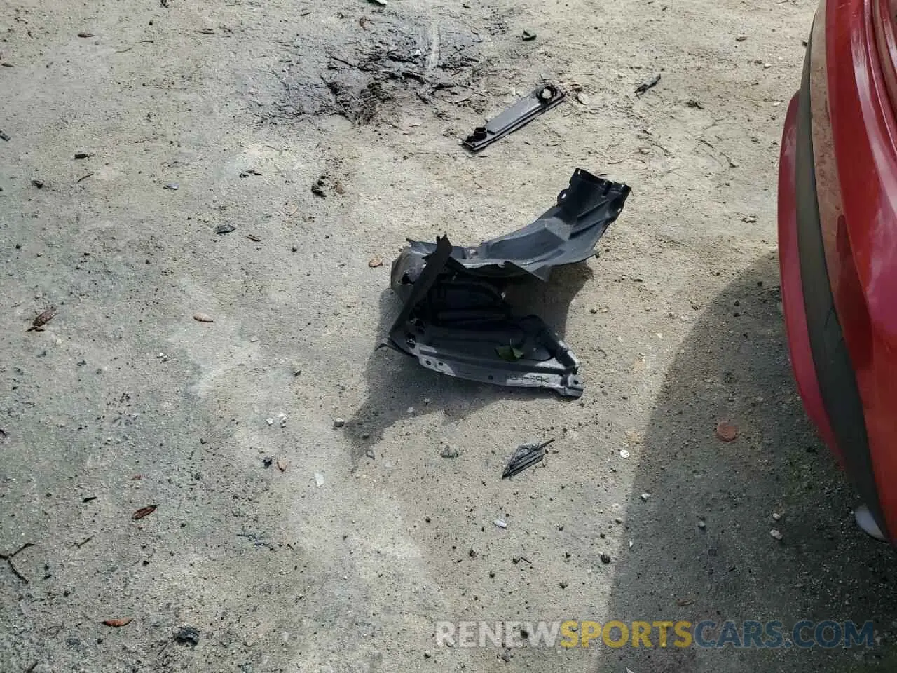 12 Photograph of a damaged car JTDEPRAE7LJ004528 TOYOTA COROLLA 2020