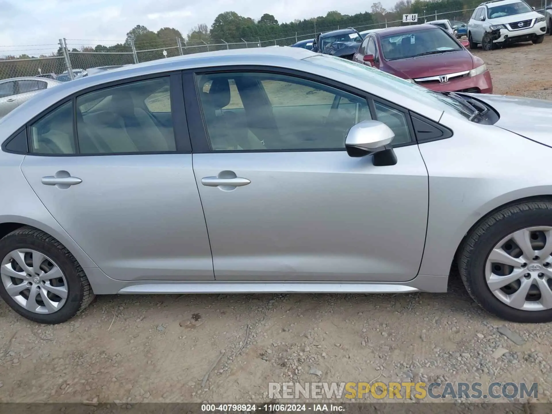 13 Photograph of a damaged car JTDEPRAE7LJ010538 TOYOTA COROLLA 2020