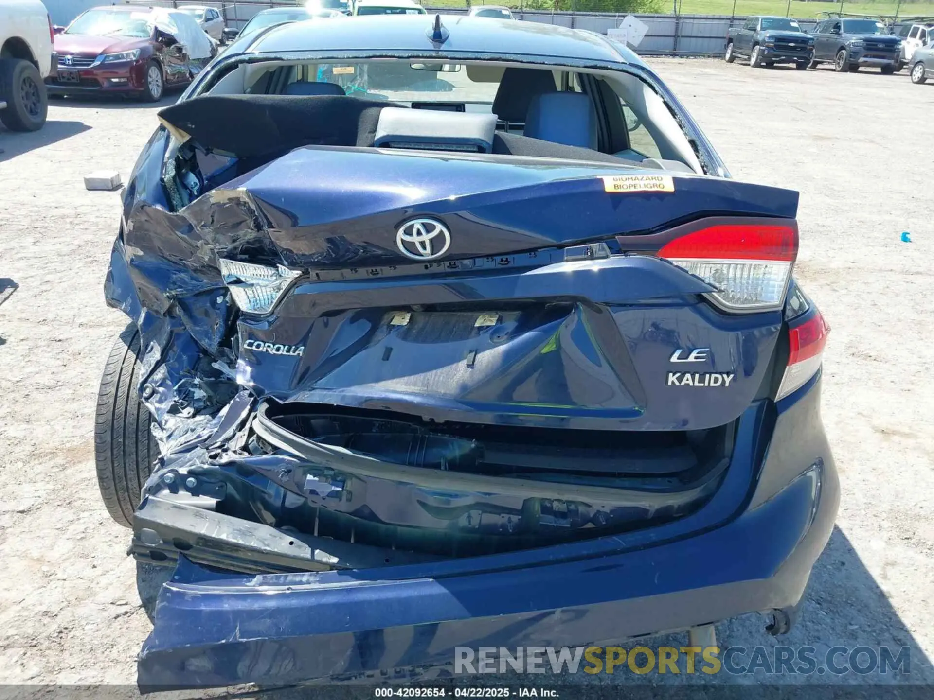 16 Photograph of a damaged car JTDEPRAE7LJ013875 TOYOTA COROLLA 2020