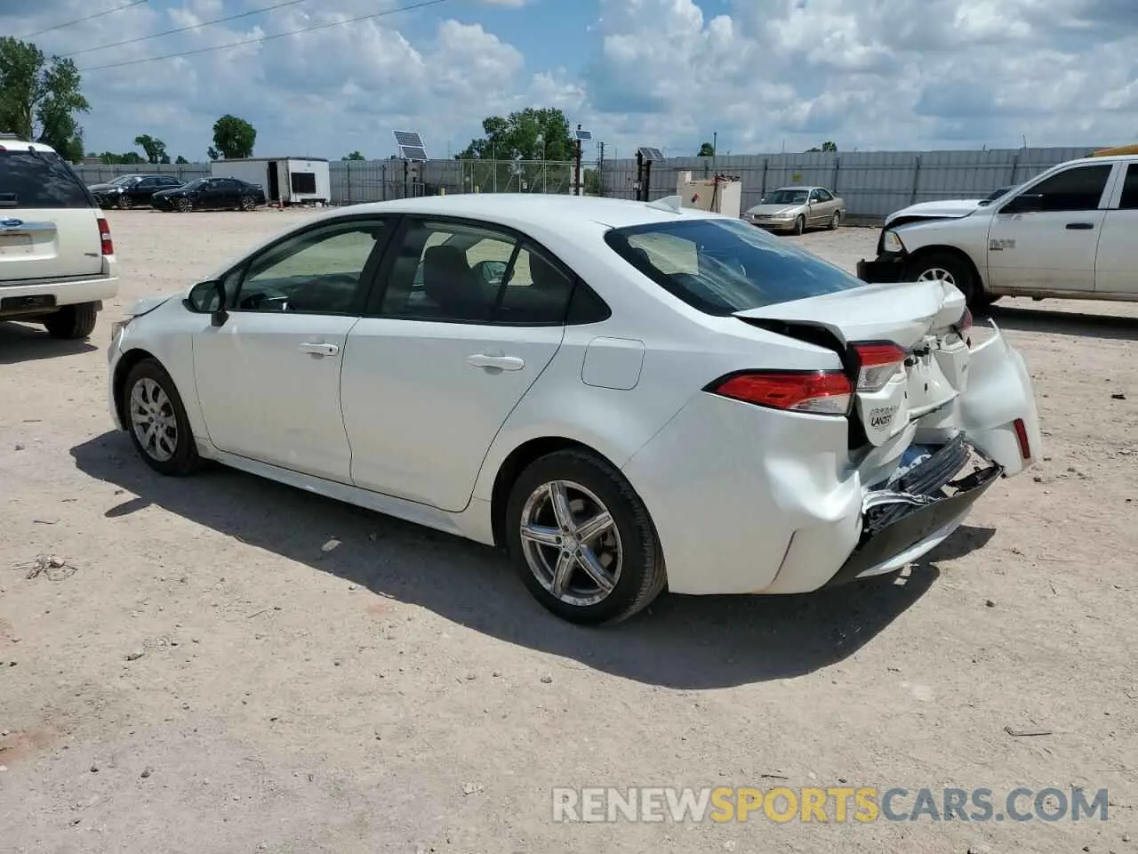 2 Photograph of a damaged car JTDEPRAE7LJ019031 TOYOTA COROLLA 2020