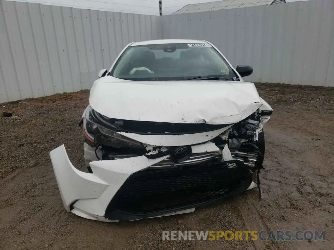 5 Photograph of a damaged car JTDEPRAE7LJ019661 TOYOTA COROLLA 2020