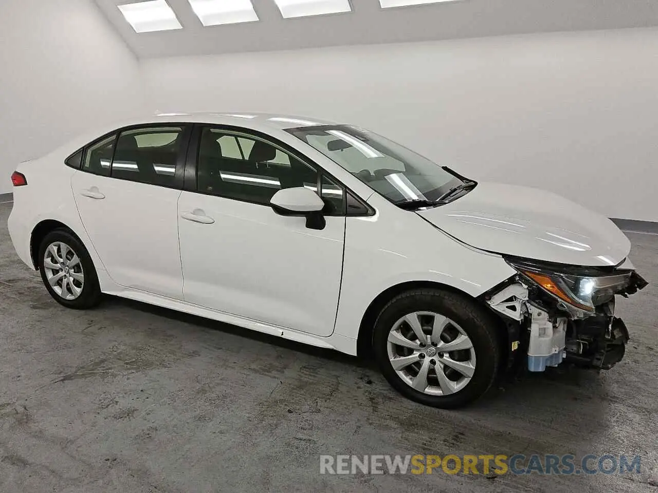 4 Photograph of a damaged car JTDEPRAE7LJ025671 TOYOTA COROLLA 2020