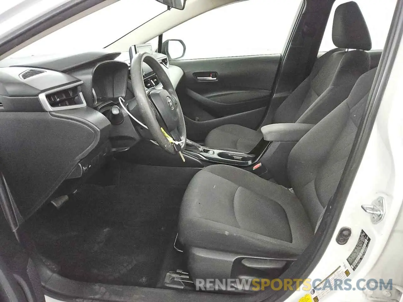 7 Photograph of a damaged car JTDEPRAE7LJ025671 TOYOTA COROLLA 2020