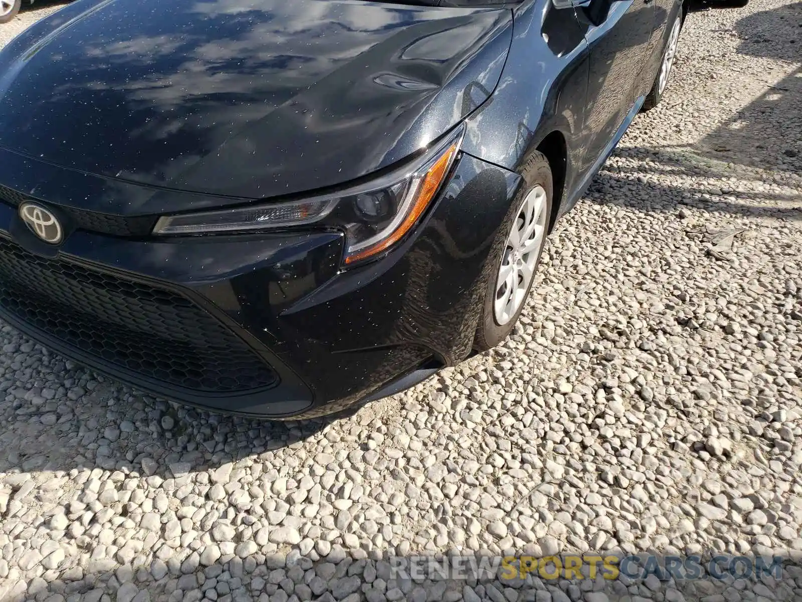 9 Photograph of a damaged car JTDEPRAE7LJ031339 TOYOTA COROLLA 2020