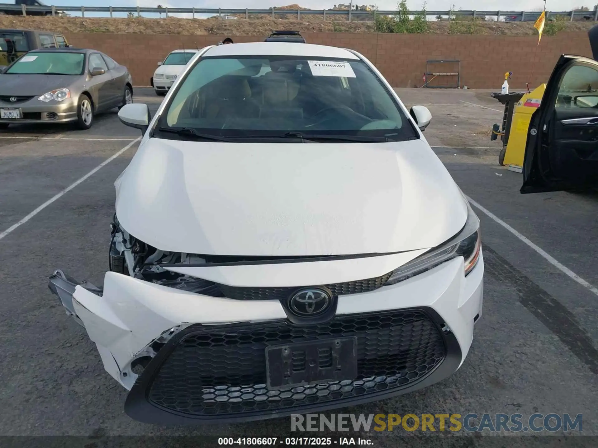 12 Photograph of a damaged car JTDEPRAE7LJ032961 TOYOTA COROLLA 2020