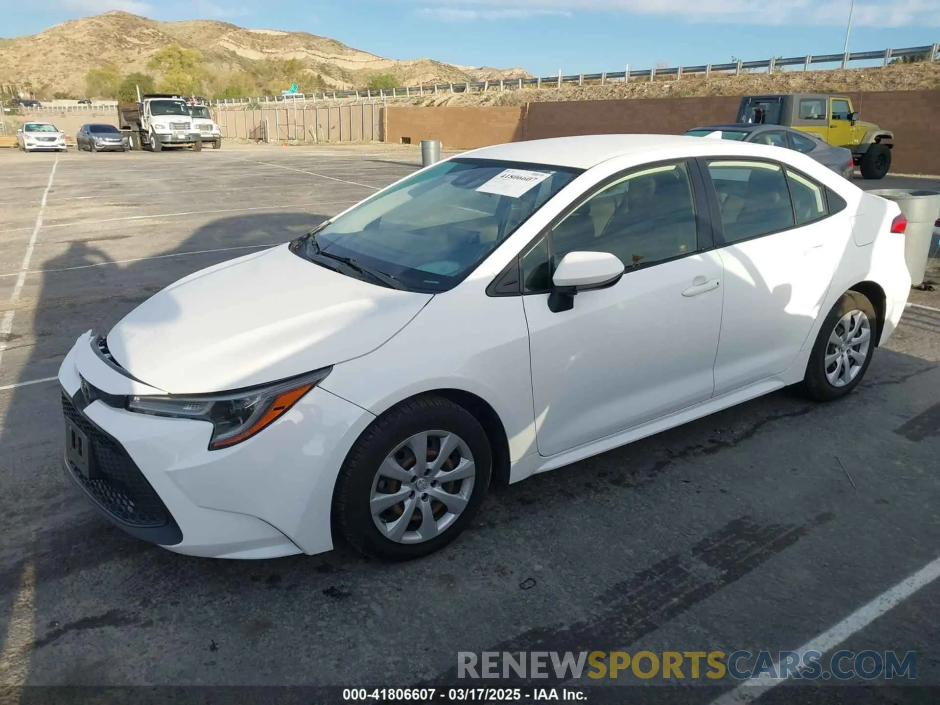 14 Photograph of a damaged car JTDEPRAE7LJ032961 TOYOTA COROLLA 2020