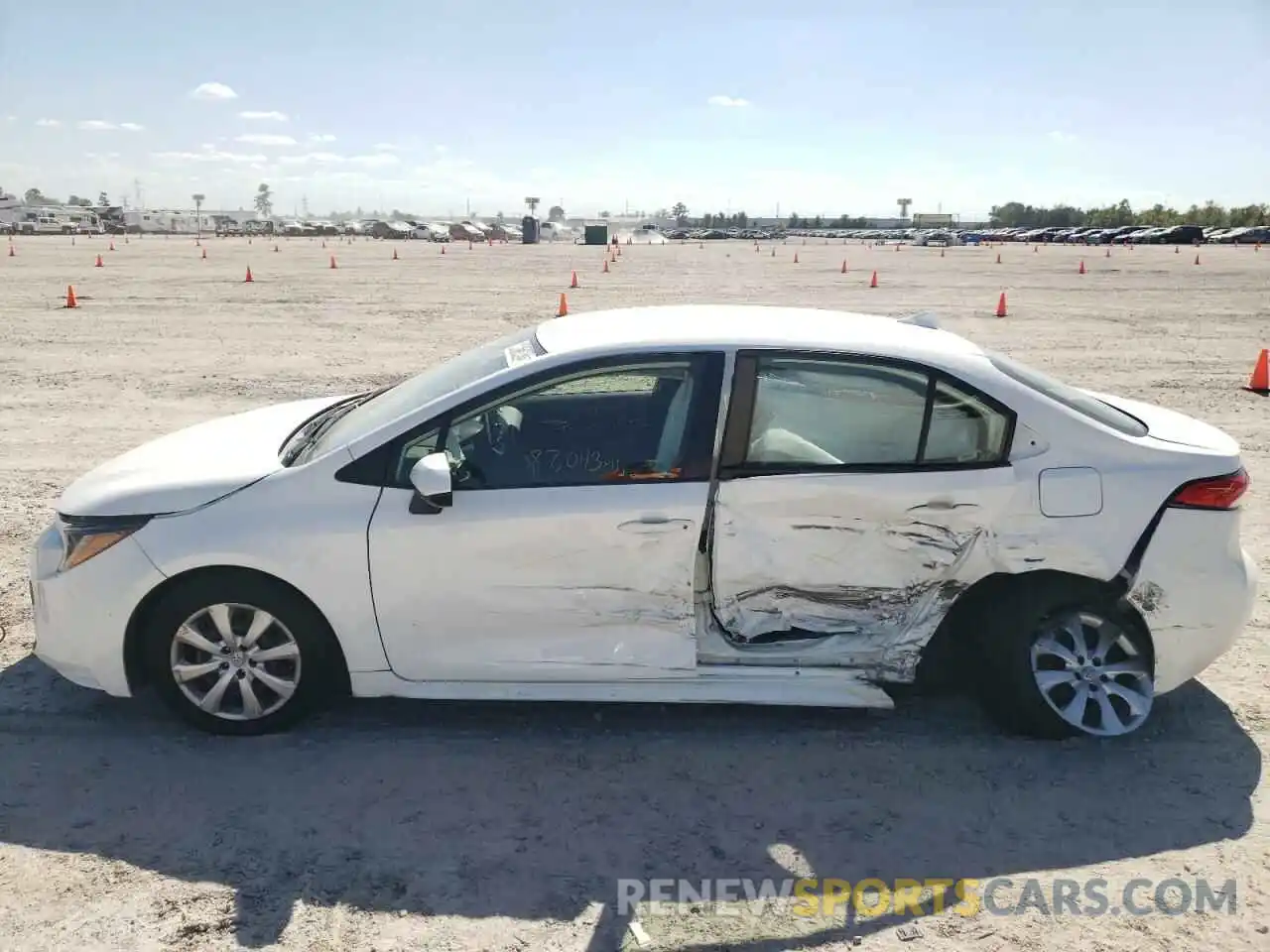 9 Photograph of a damaged car JTDEPRAE7LJ037156 TOYOTA COROLLA 2020