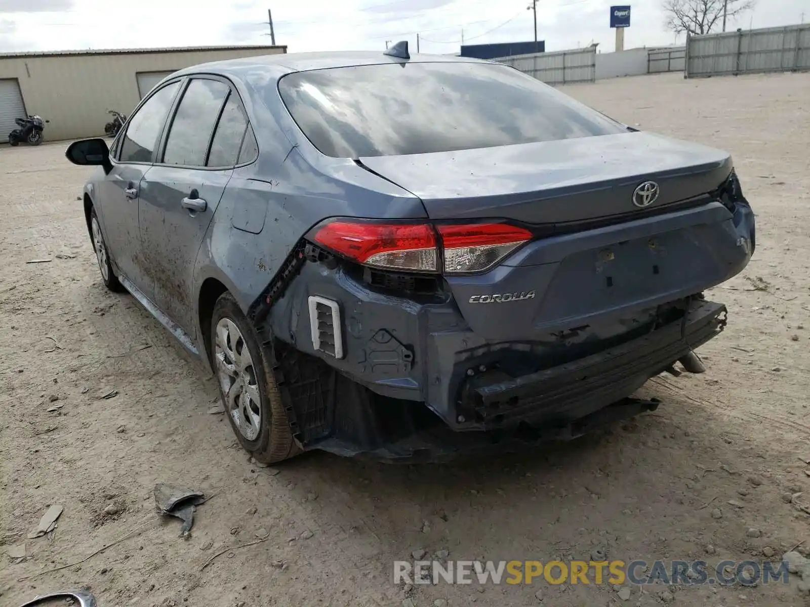 3 Photograph of a damaged car JTDEPRAE7LJ050862 TOYOTA COROLLA 2020