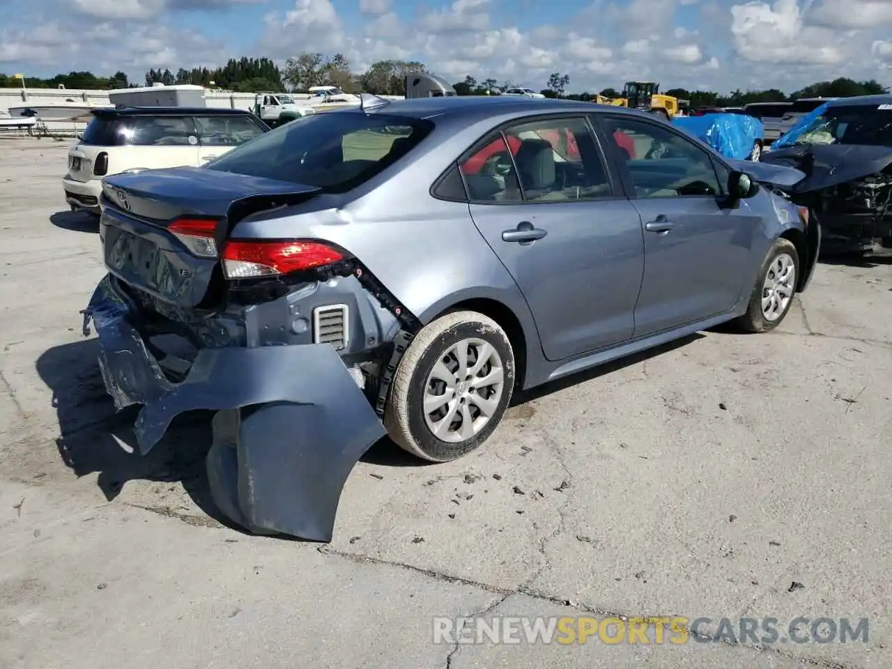 4 Photograph of a damaged car JTDEPRAE7LJ053969 TOYOTA COROLLA 2020