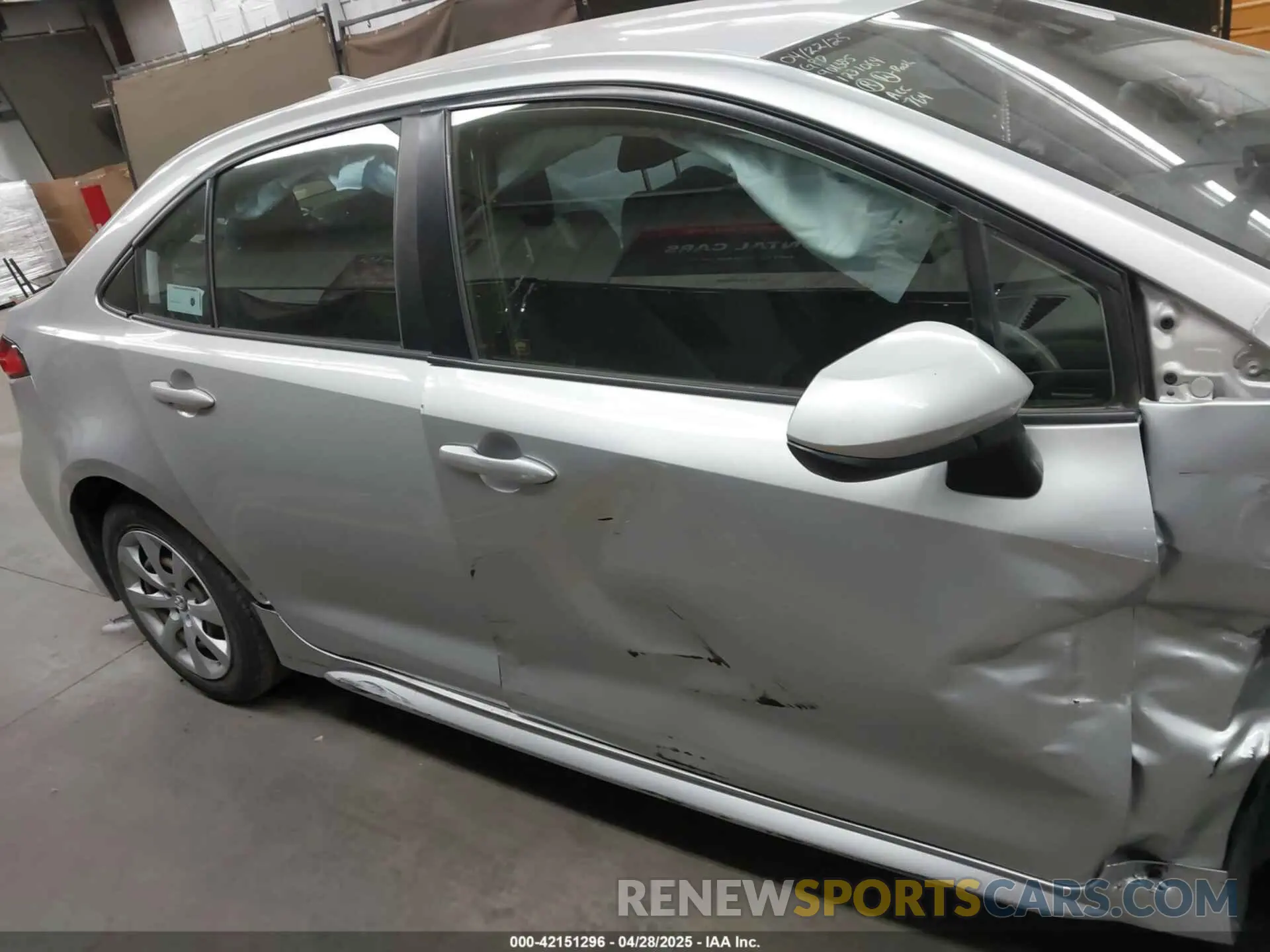 13 Photograph of a damaged car JTDEPRAE7LJ055205 TOYOTA COROLLA 2020