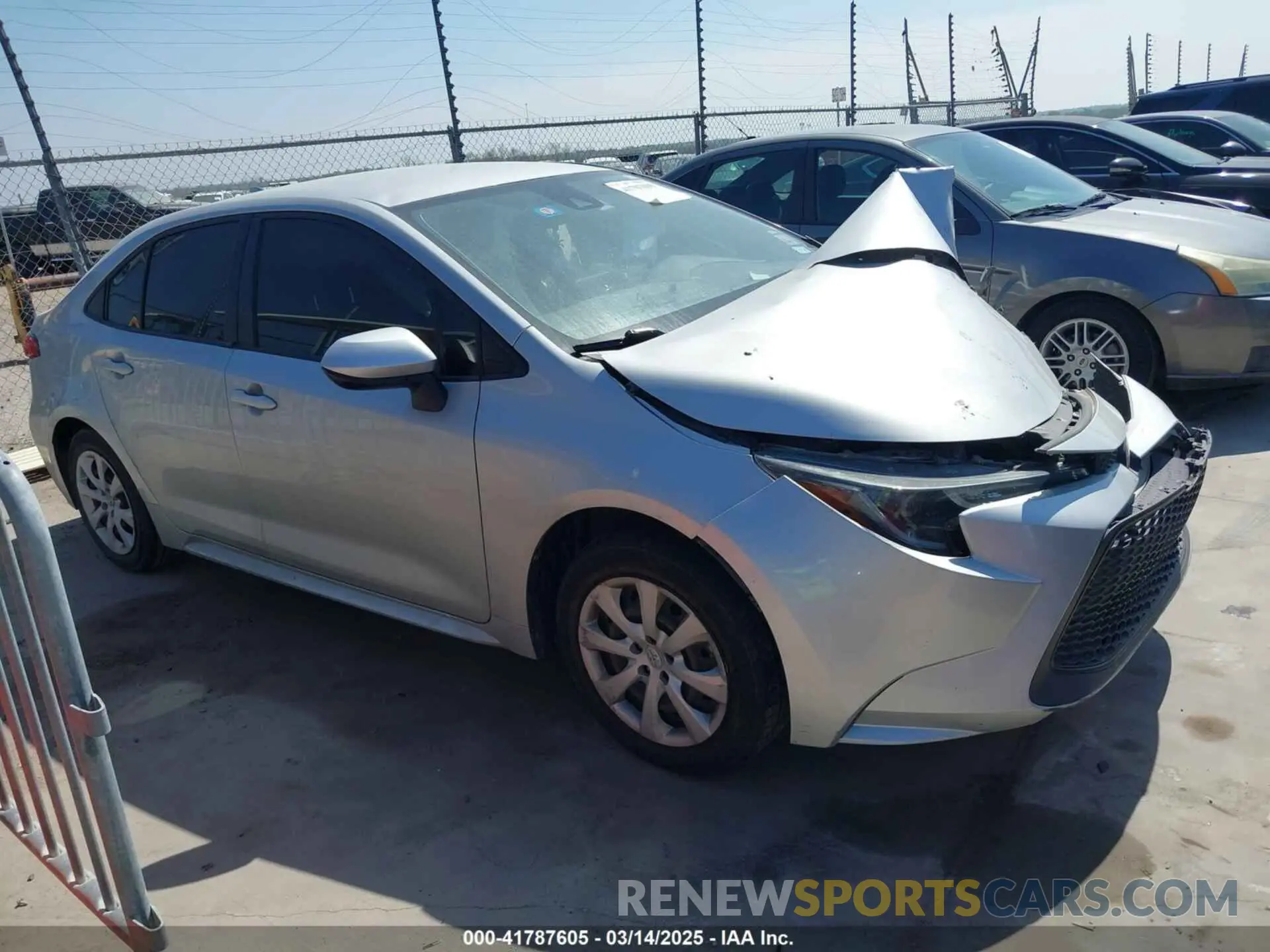 13 Photograph of a damaged car JTDEPRAE7LJ055933 TOYOTA COROLLA 2020