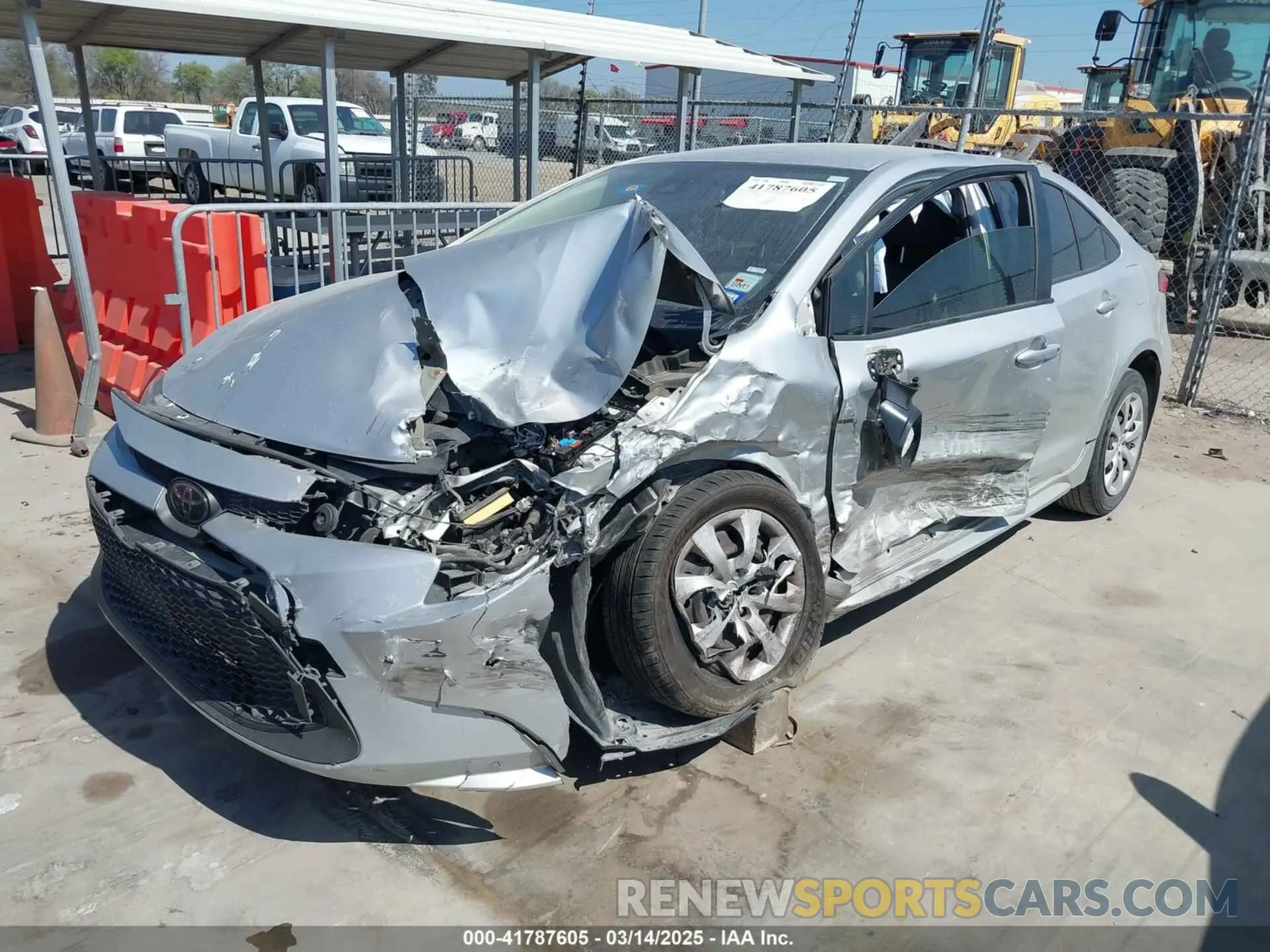 2 Photograph of a damaged car JTDEPRAE7LJ055933 TOYOTA COROLLA 2020