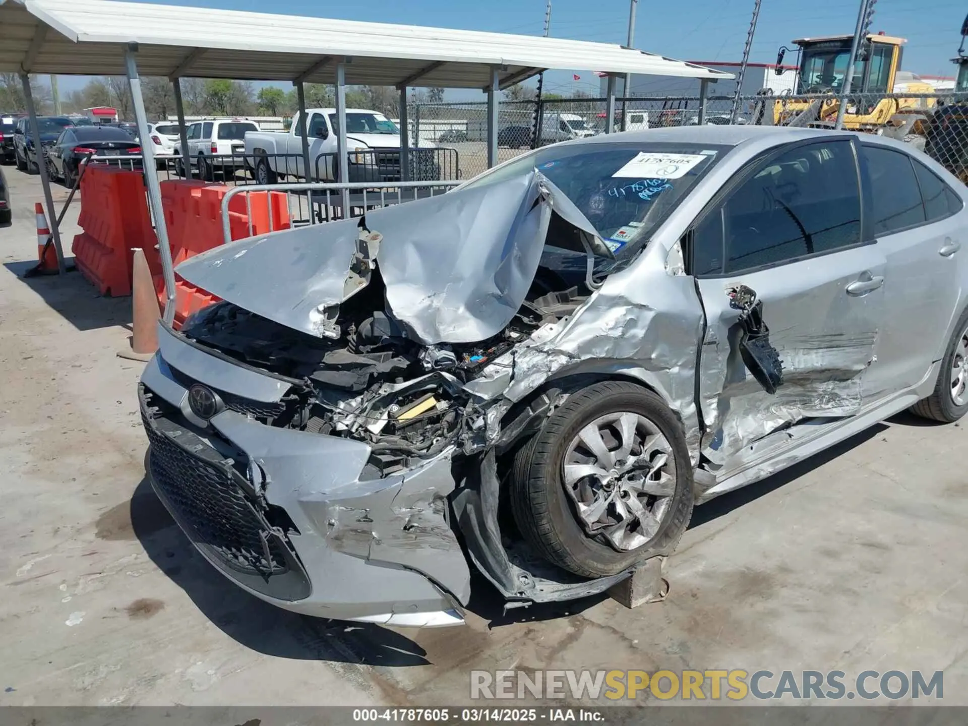 6 Photograph of a damaged car JTDEPRAE7LJ055933 TOYOTA COROLLA 2020