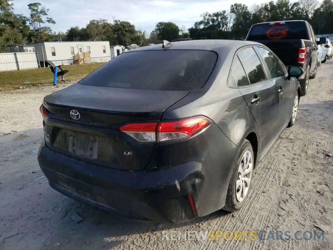 4 Photograph of a damaged car JTDEPRAE7LJ061523 TOYOTA COROLLA 2020