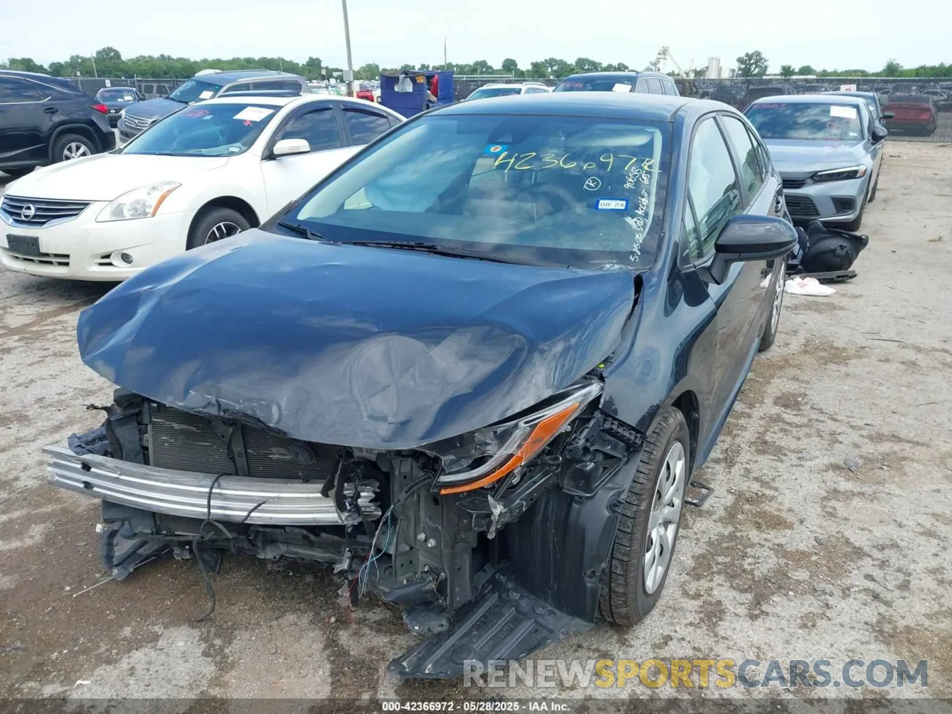 2 Photograph of a damaged car JTDEPRAE7LJ061862 TOYOTA COROLLA 2020