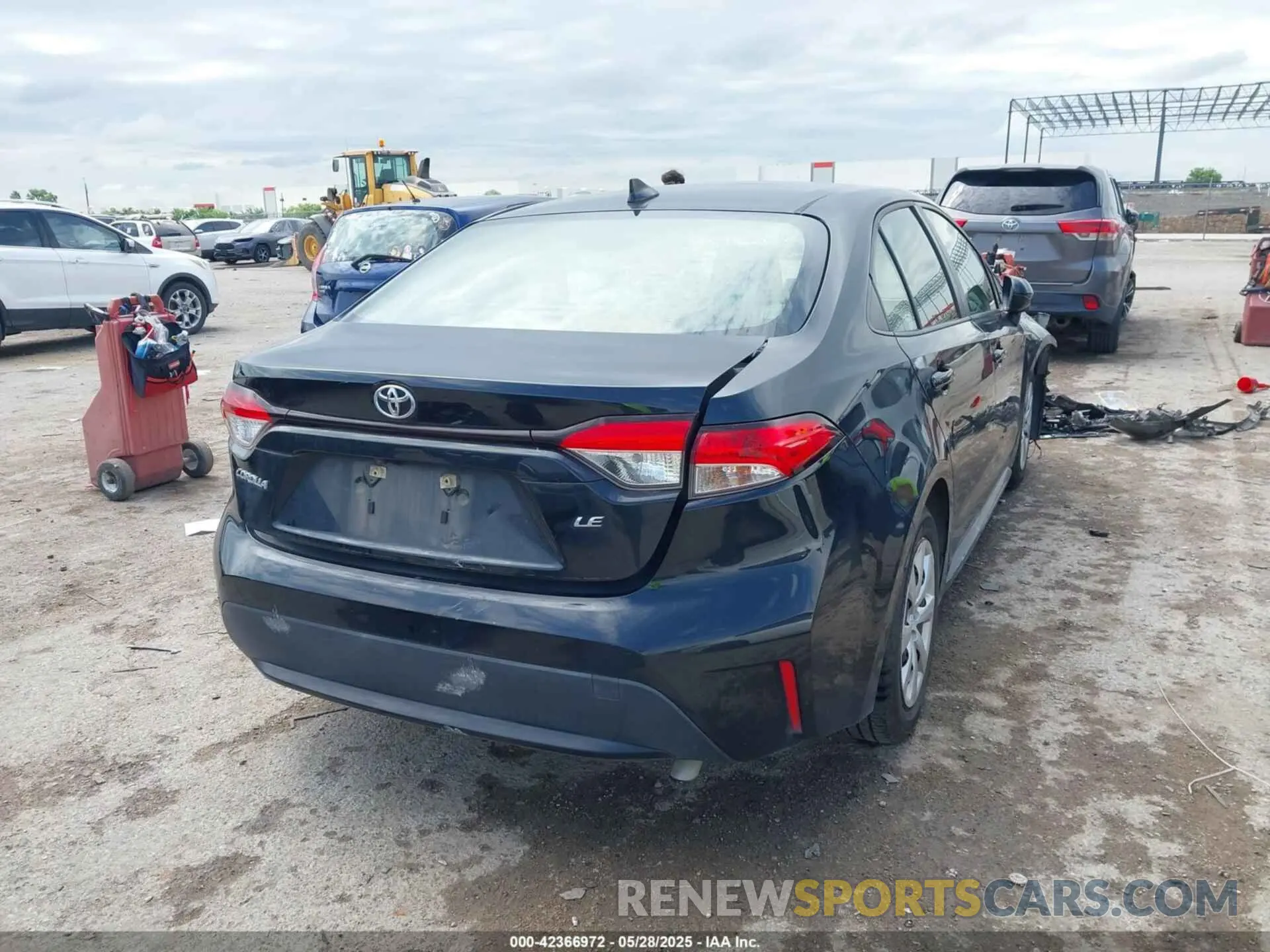 4 Photograph of a damaged car JTDEPRAE7LJ061862 TOYOTA COROLLA 2020
