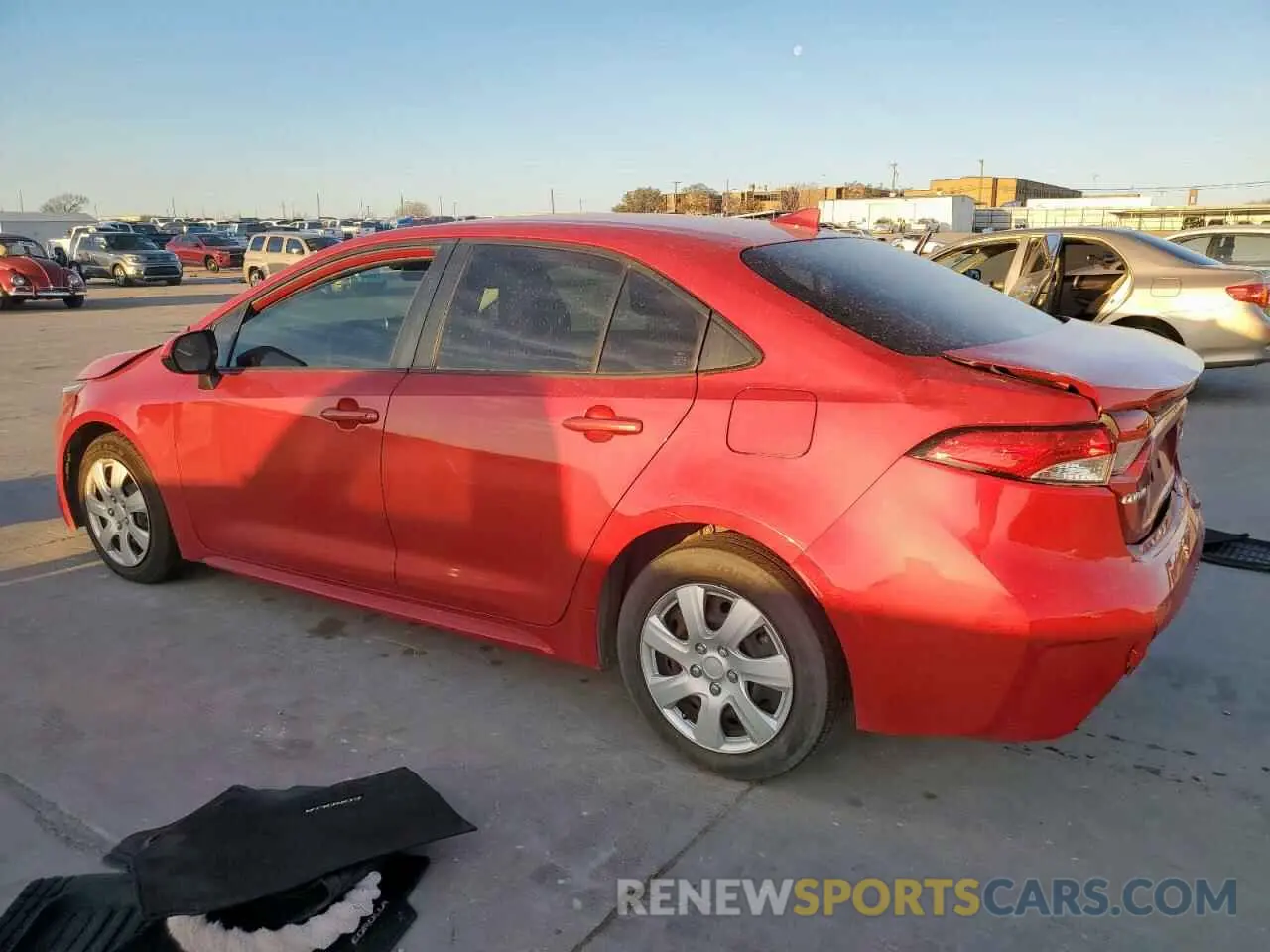 2 Photograph of a damaged car JTDEPRAE7LJ064616 TOYOTA COROLLA 2020