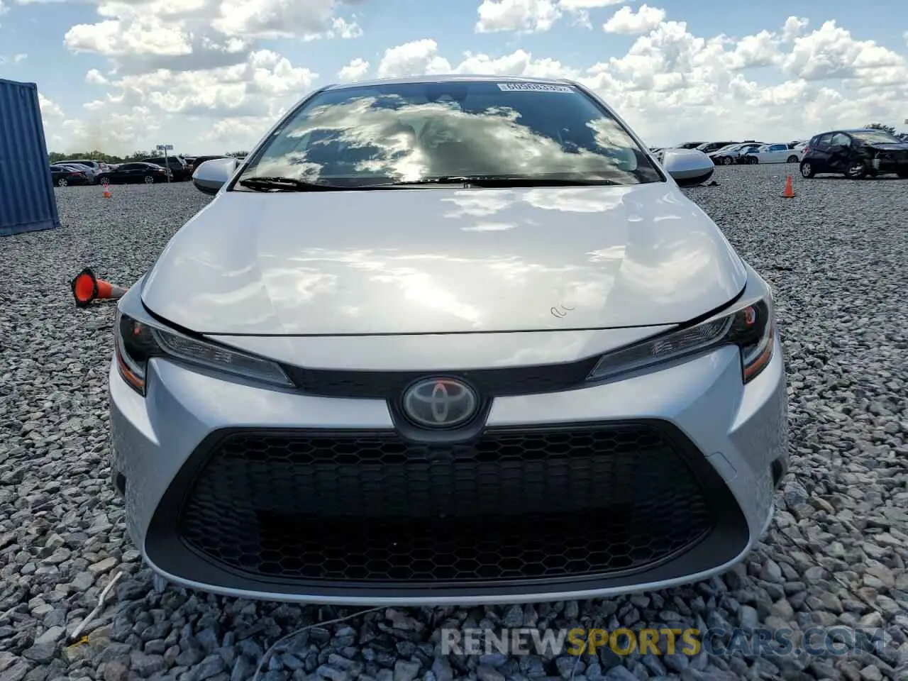 5 Photograph of a damaged car JTDEPRAE7LJ068875 TOYOTA COROLLA 2020