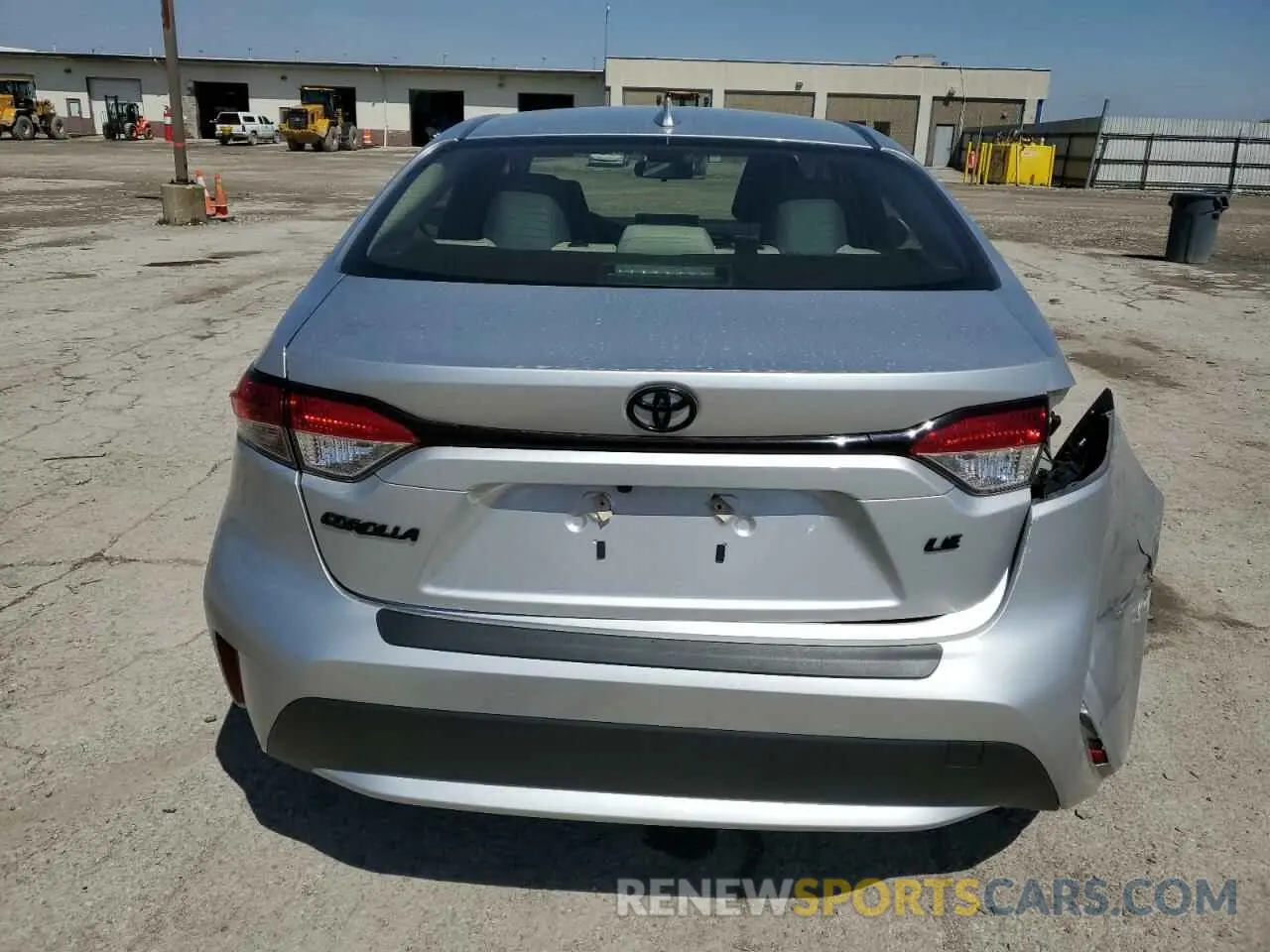 6 Photograph of a damaged car JTDEPRAE7LJ070125 TOYOTA COROLLA 2020