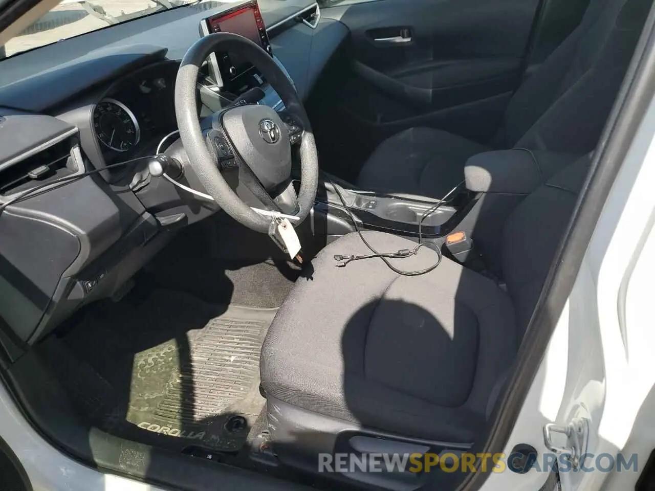 7 Photograph of a damaged car JTDEPRAE7LJ078550 TOYOTA COROLLA 2020
