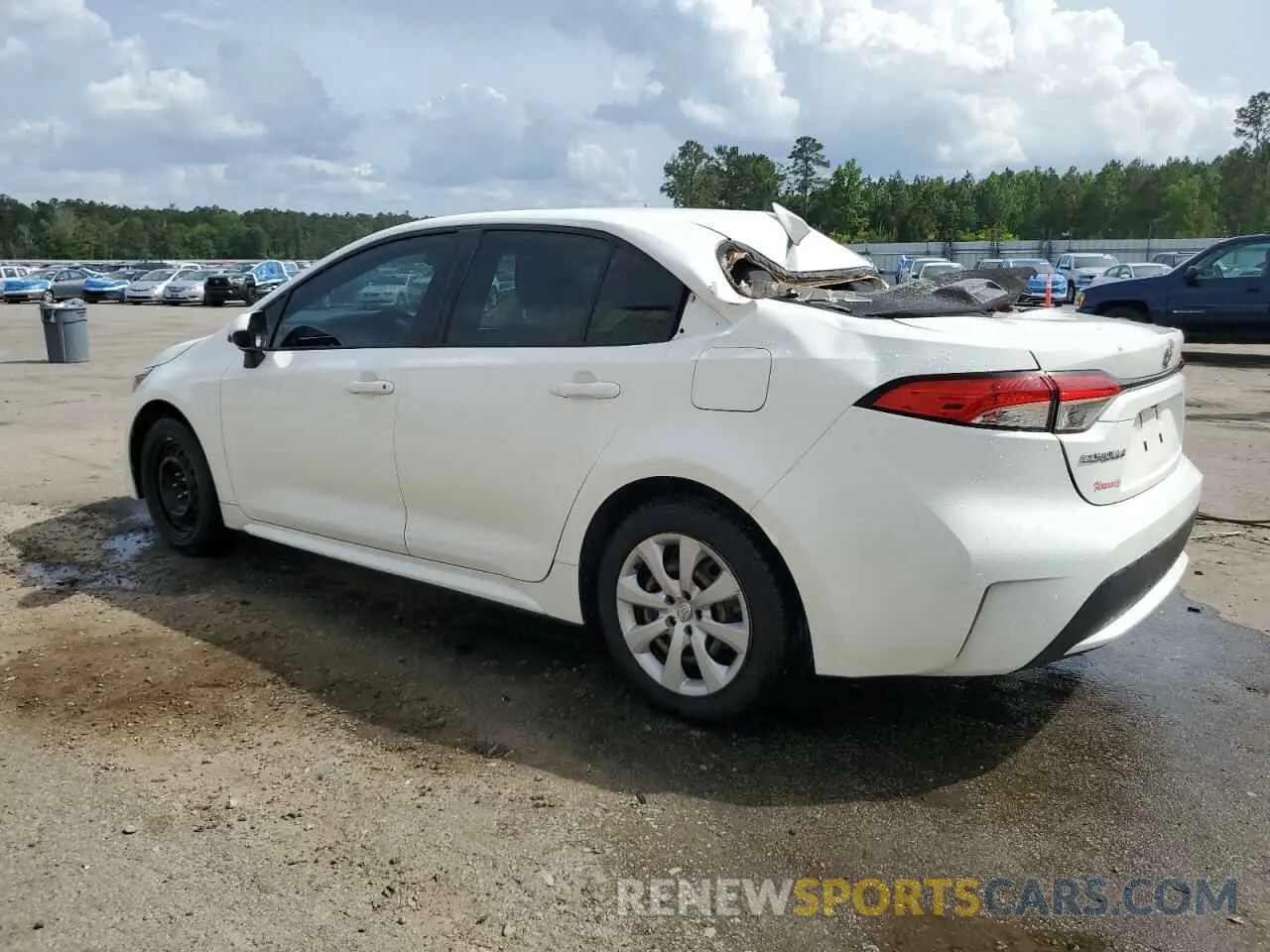 2 Photograph of a damaged car JTDEPRAE7LJ078662 TOYOTA COROLLA 2020