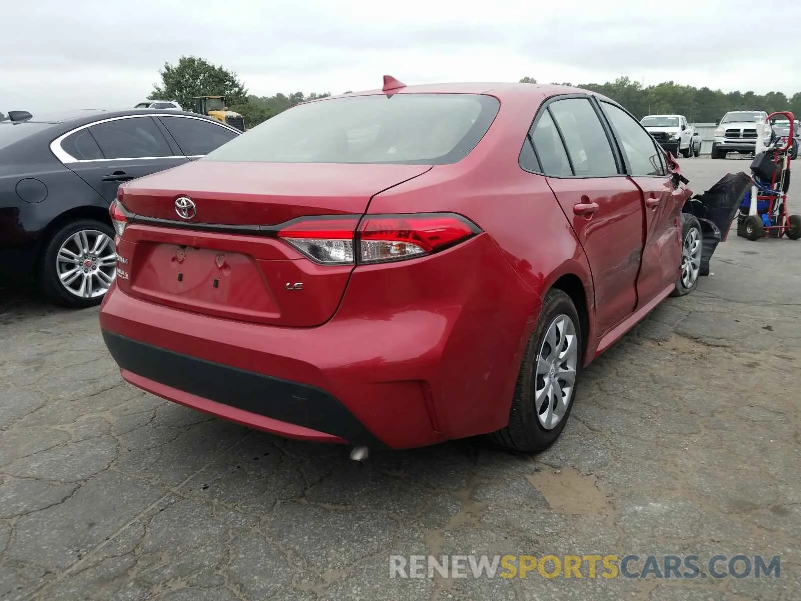 4 Photograph of a damaged car JTDEPRAE7LJ080461 TOYOTA COROLLA 2020